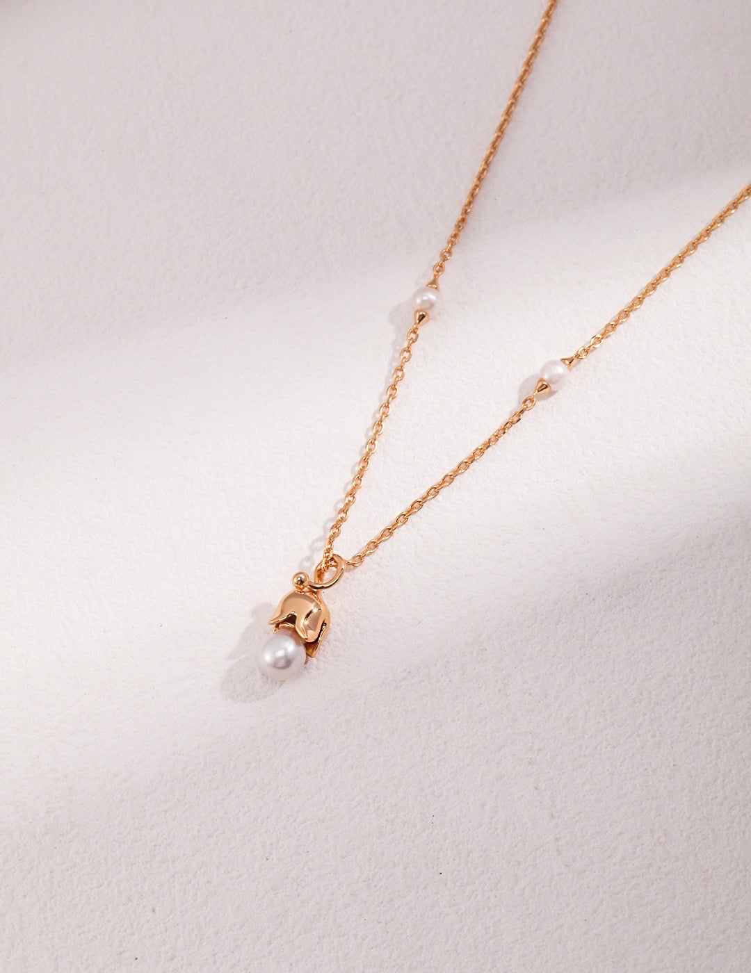 Bell Flower Pearl Necklace