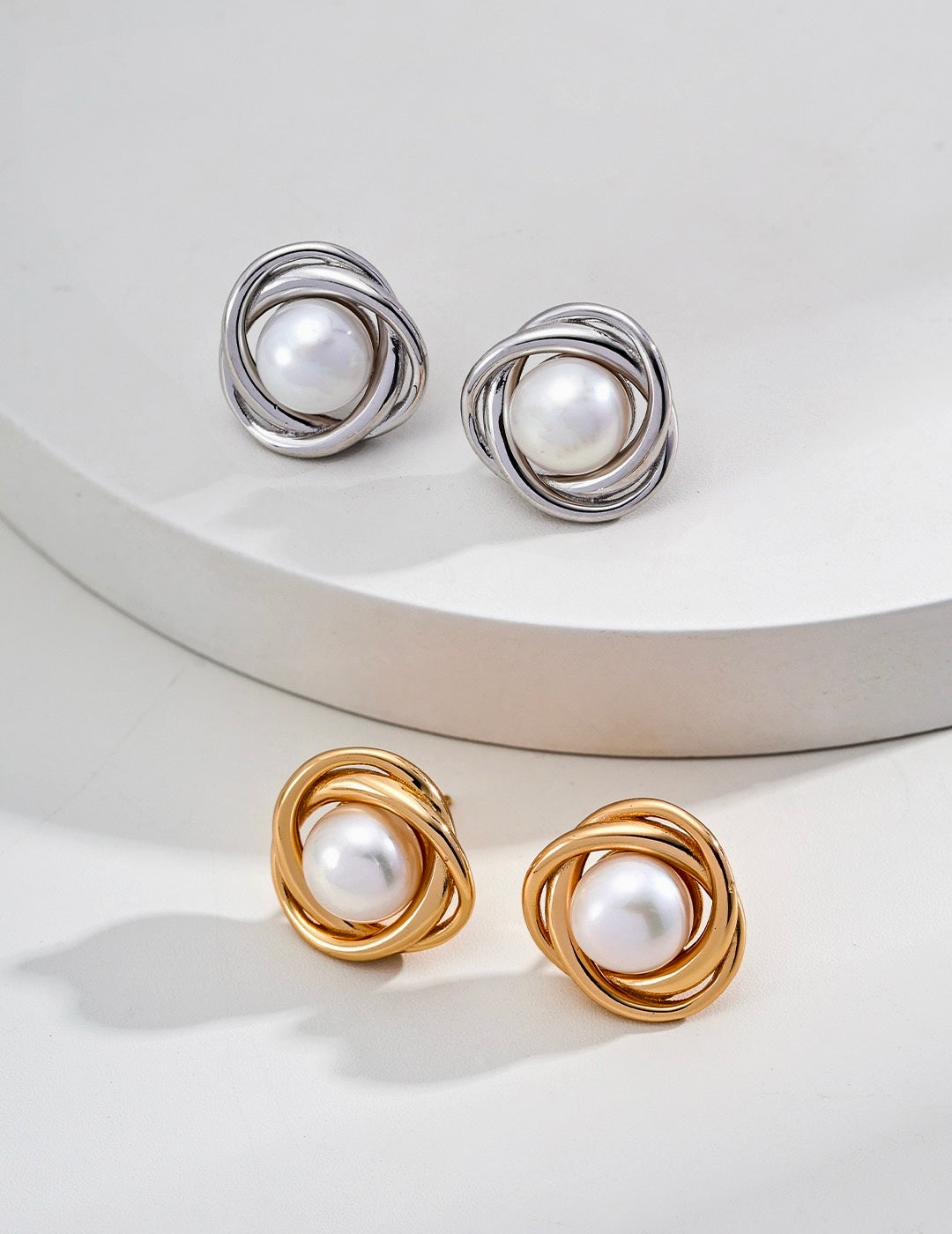 Eyes of Dragon Pearl Studs