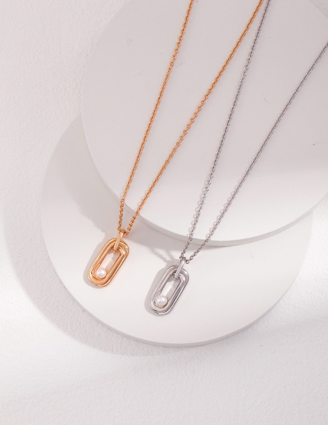 Elegant S925 Sterling Silver Natural Pearl Pendant Necklace – Platinum & Vintage Gold