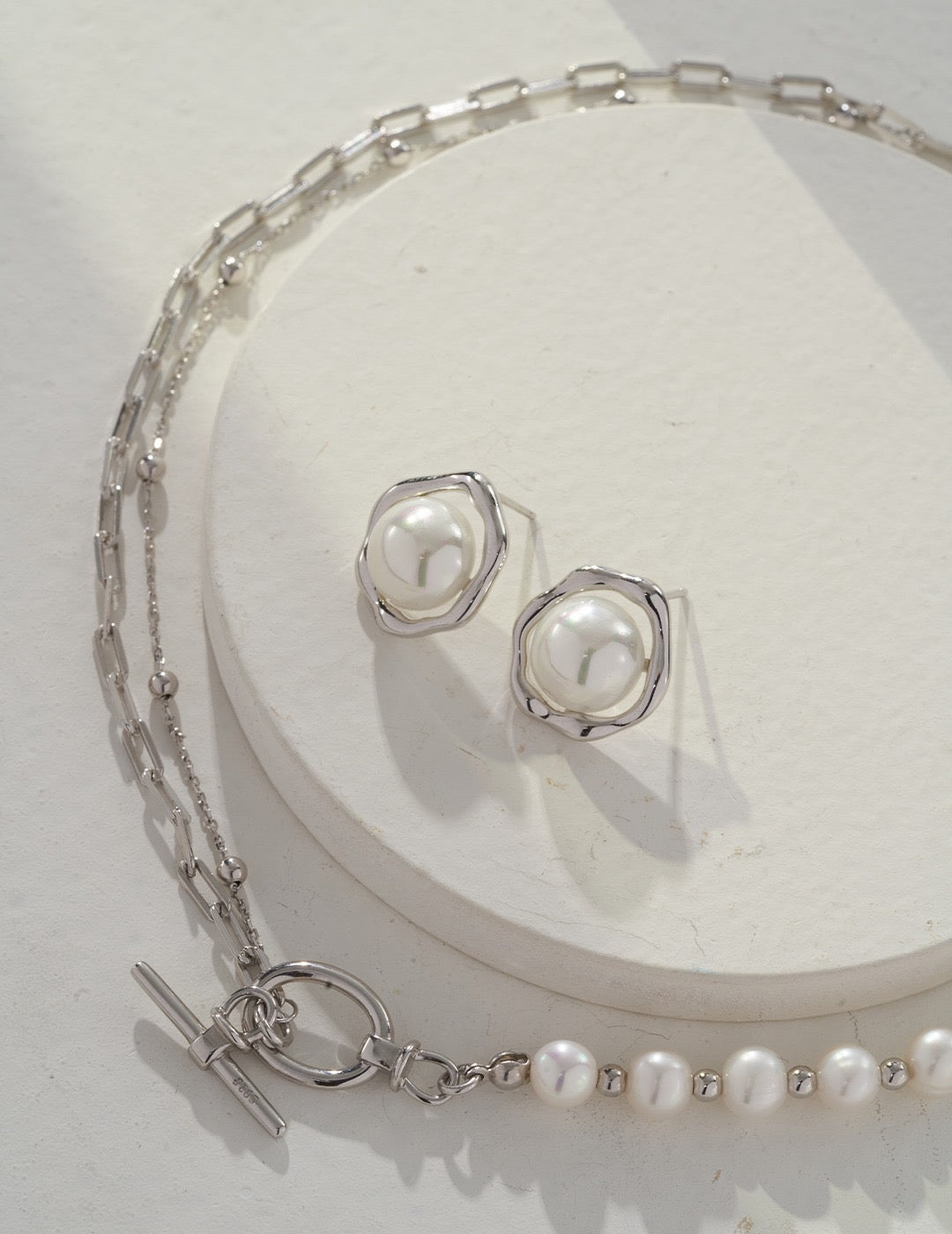 Pearl Studs