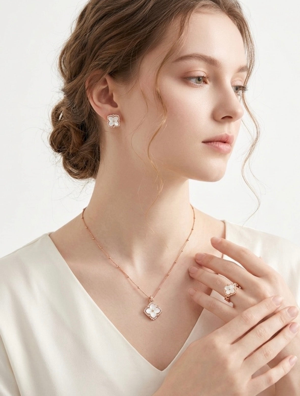 Mother-of-Pearl Flower Stud Earrings in S925 Sterling Silver