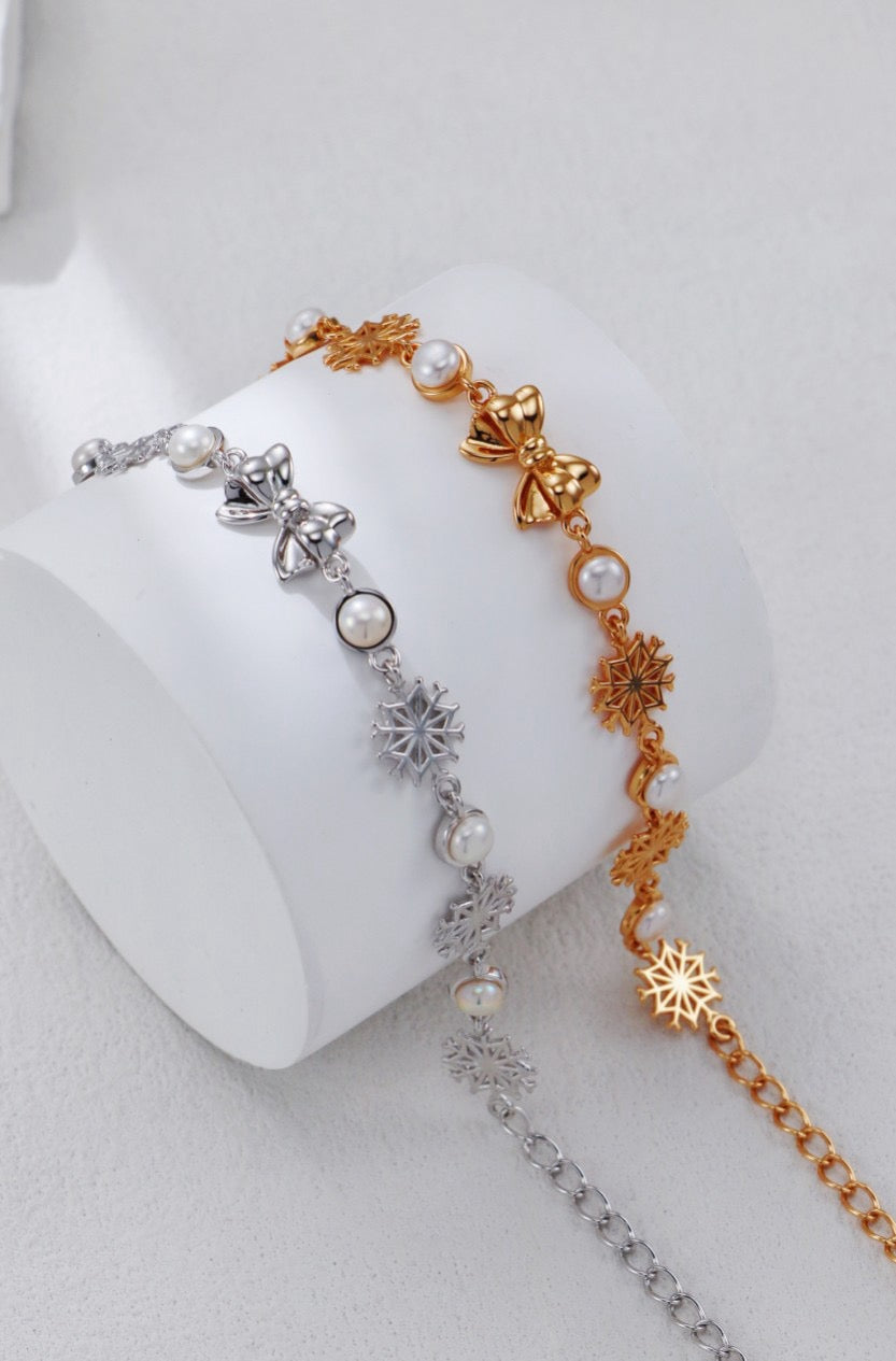 Christmas necklace and earrings