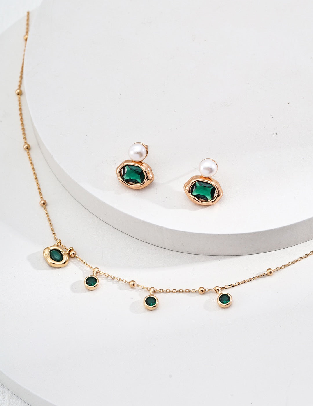Sterling Silver with Green Zircon Necklace