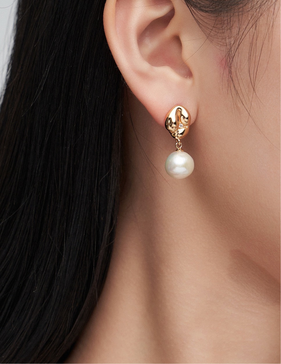 Baroque Pearl Earrings