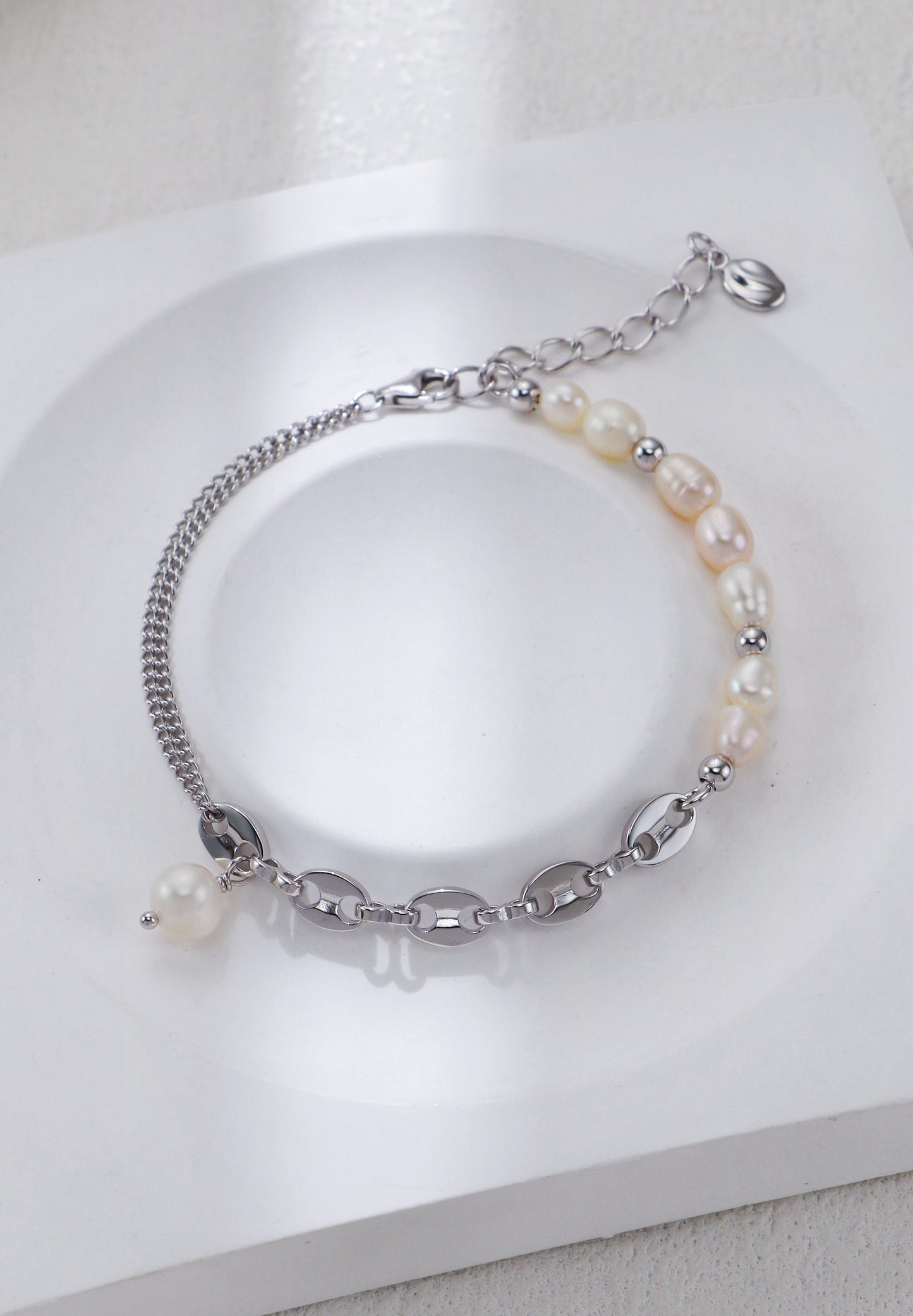 Linked Grace Pearl Jewelry Set – S925 Silver Necklace & Bracelet