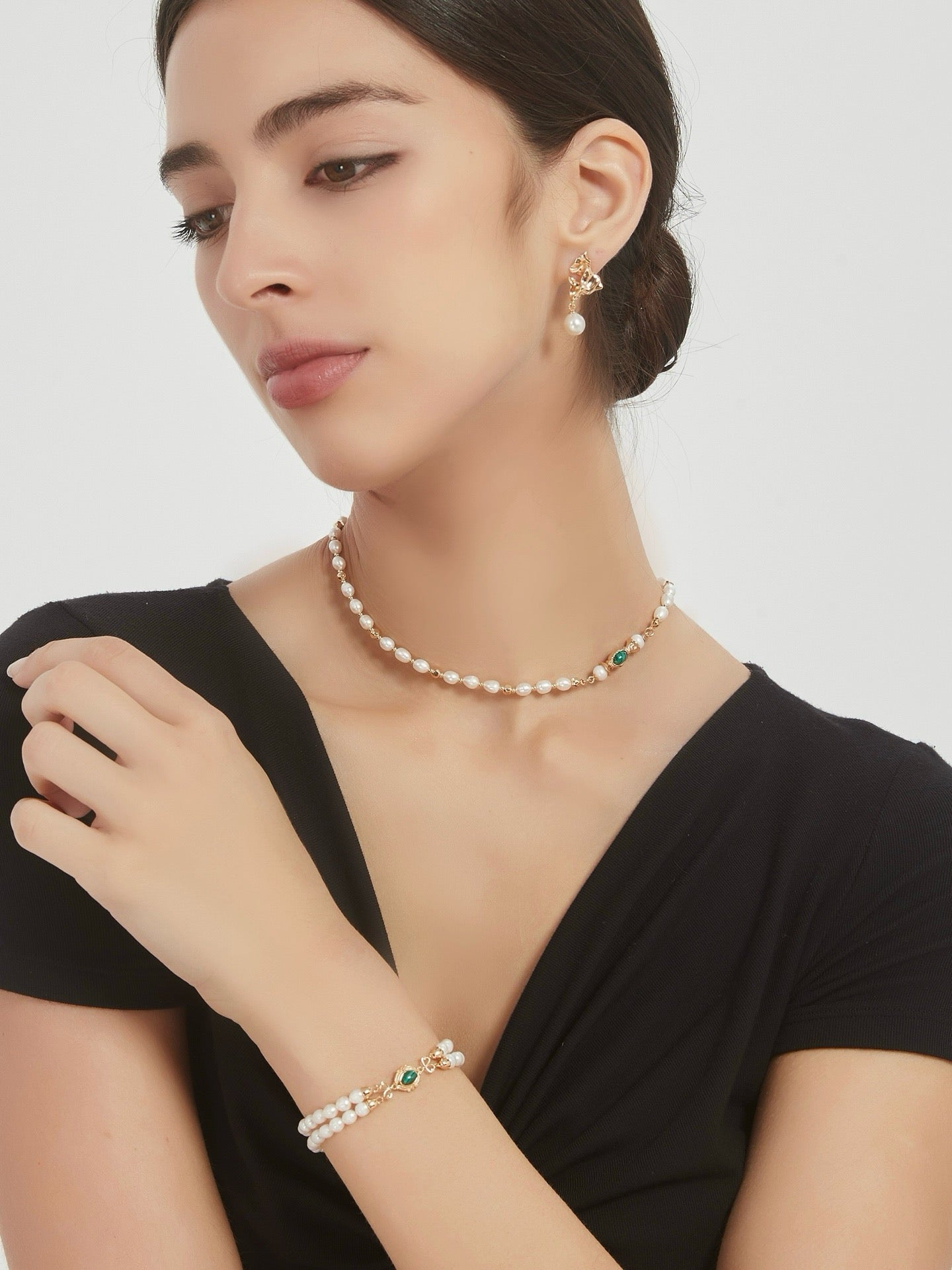 Malachite Pearl Necklace