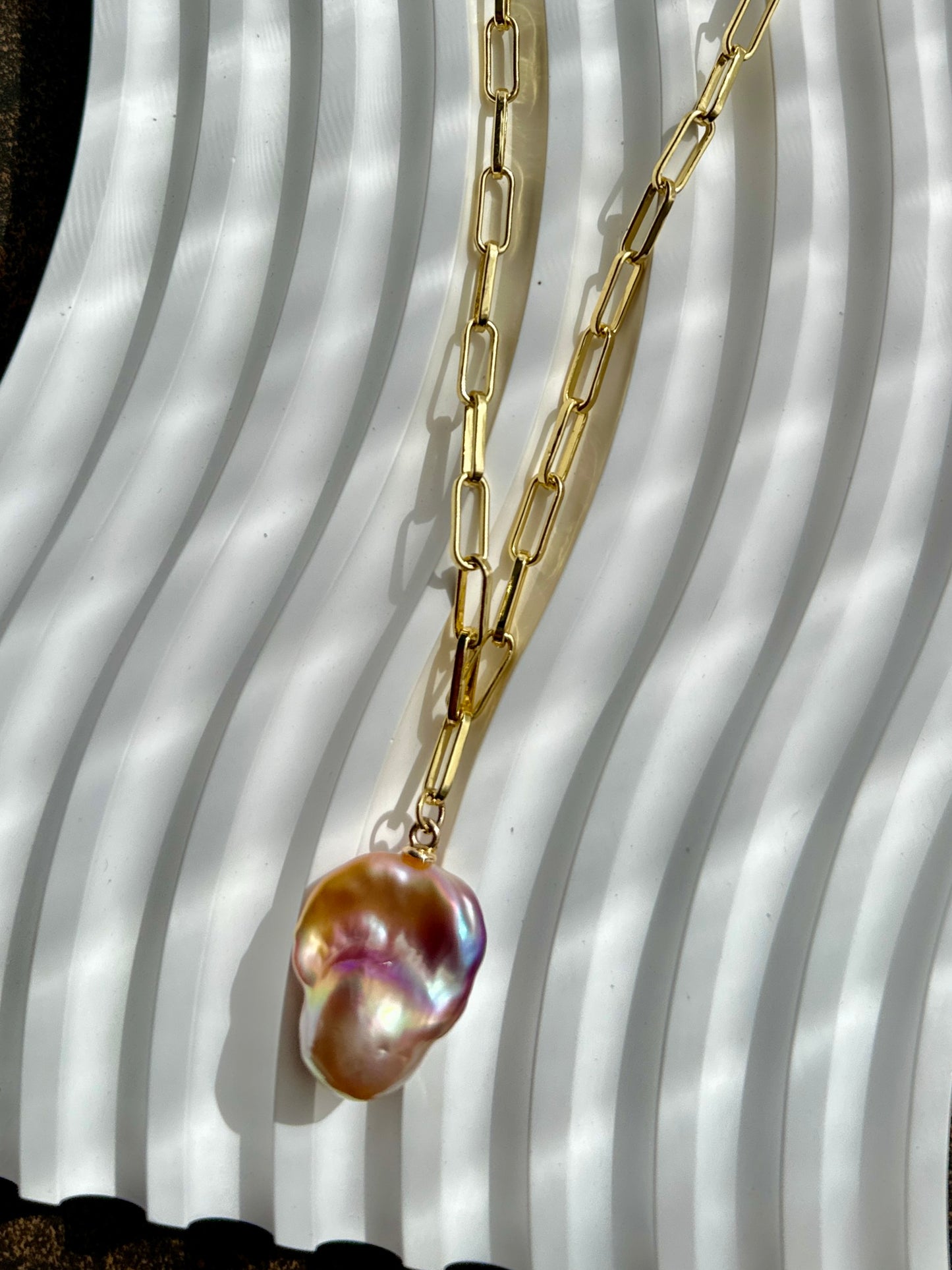 Baroque Pearl Pendant Necklace