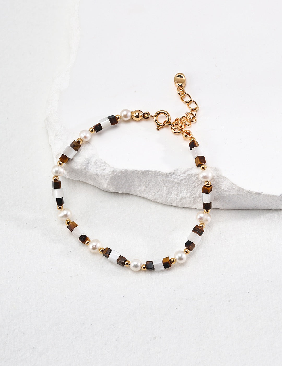 Pearl and Tiger’s Eye Beaded Necklace and Bracelet Set