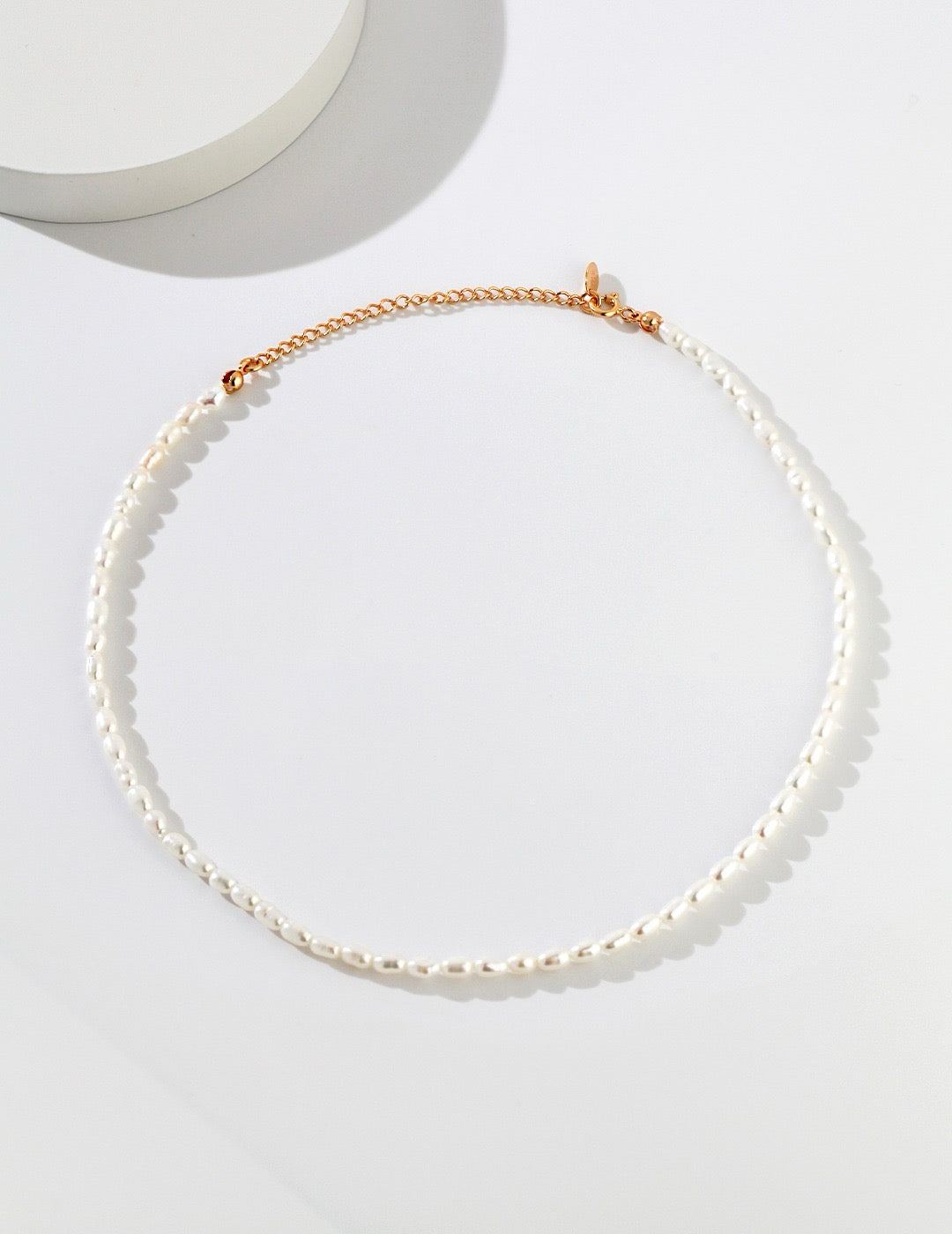 S925 Sterling Silver Rice Pearl Choker Necklace – Vintage Gold
