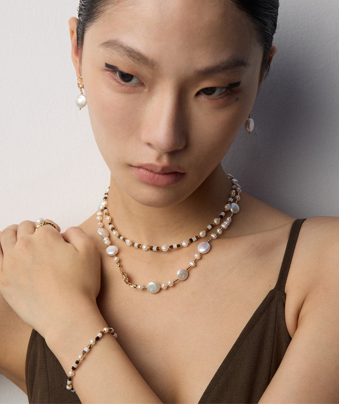 Pearl and Tiger’s Eye Beaded Necklace and Bracelet Set