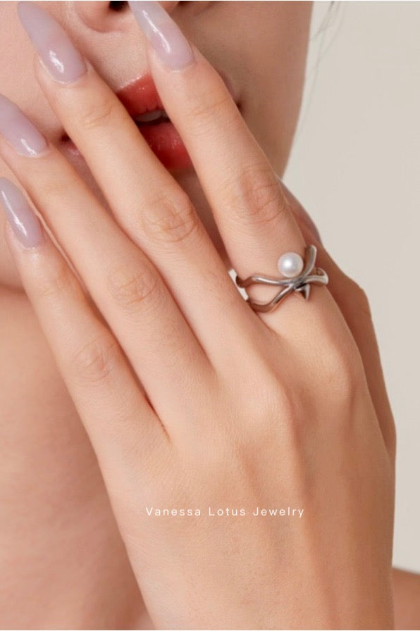 Pearl Ring - Butterfly