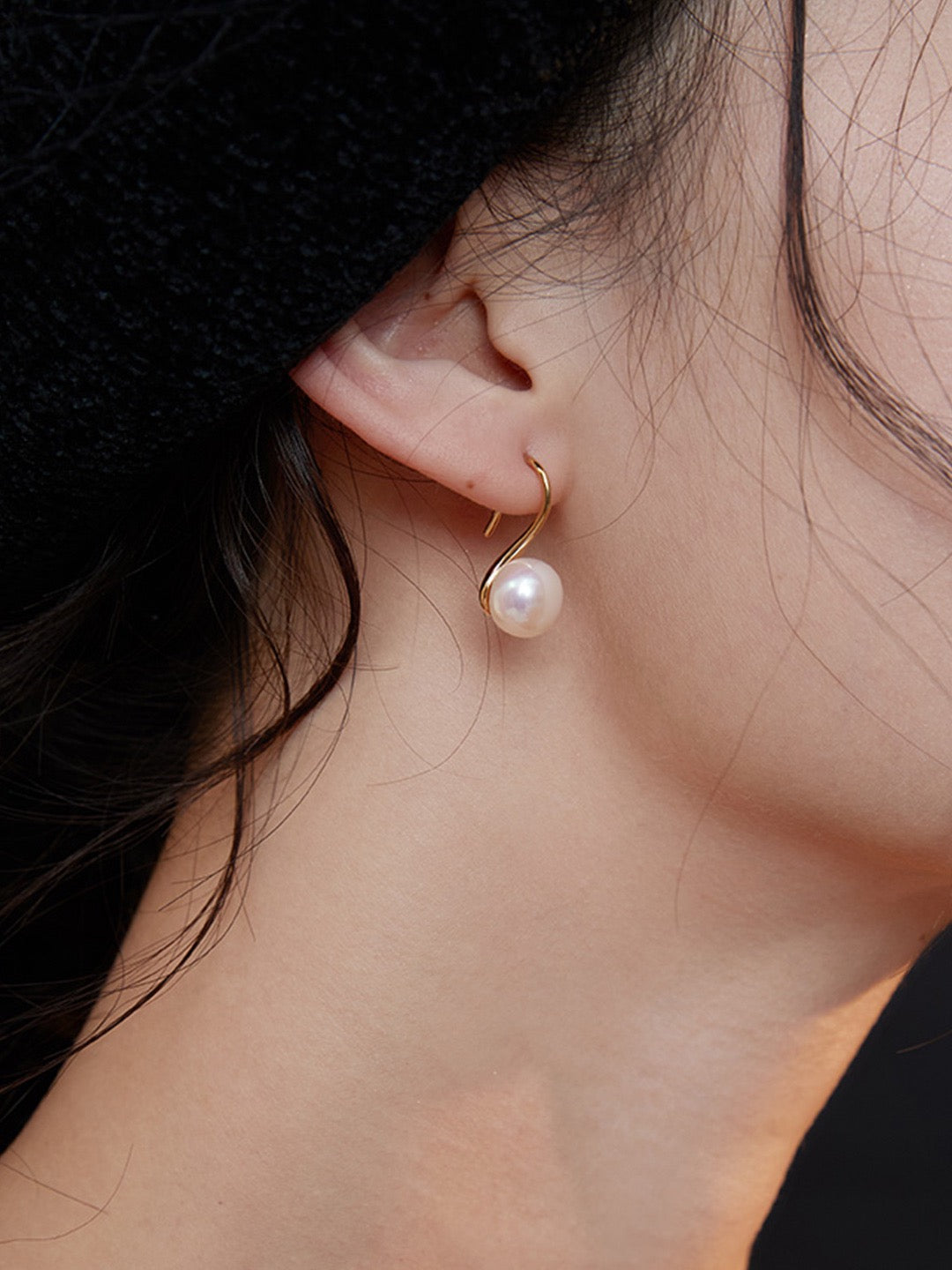 Simply Pearl Earrings