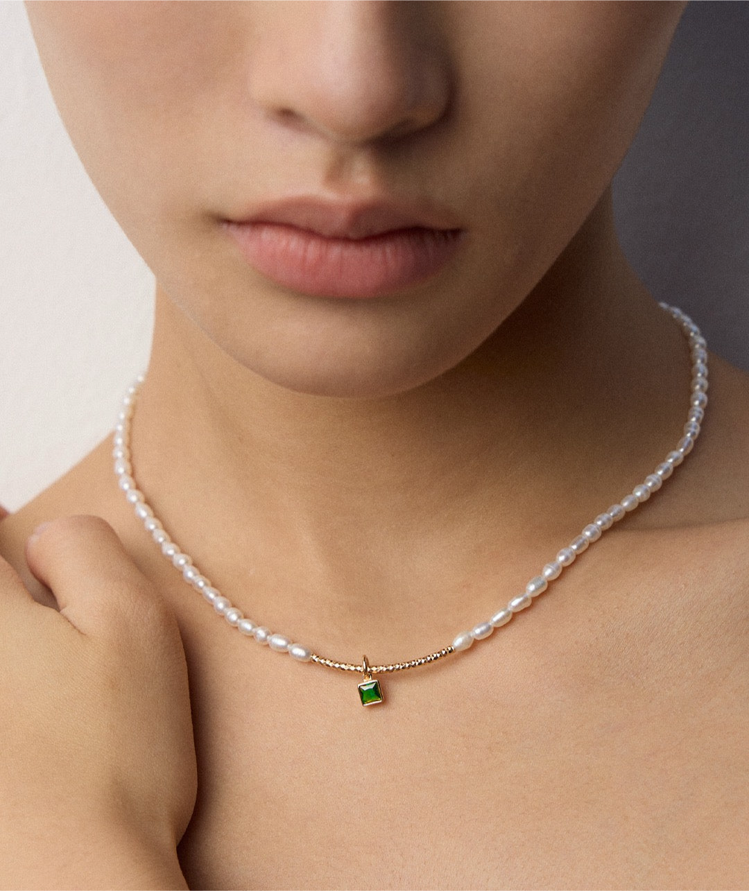 Pearl Necklace Green Square