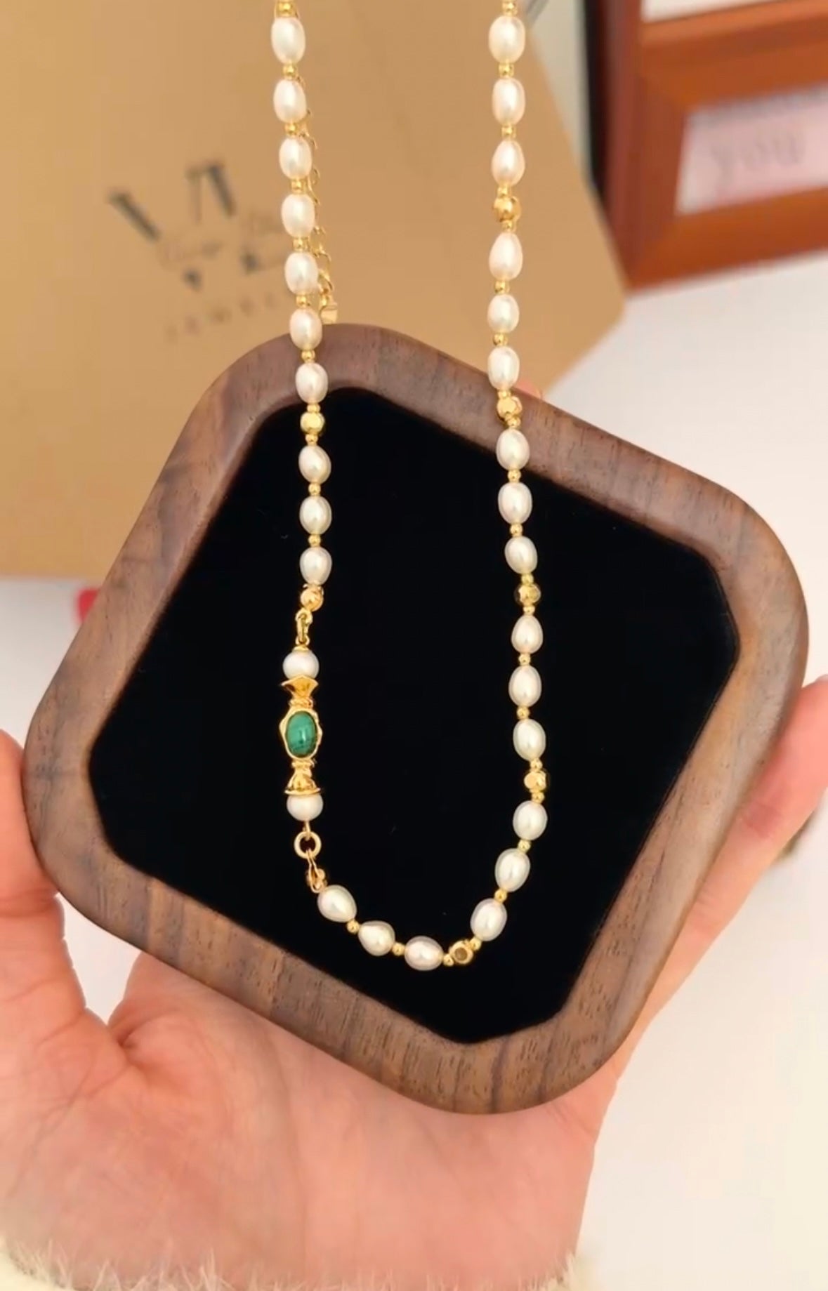 Malachite Pearl Necklace