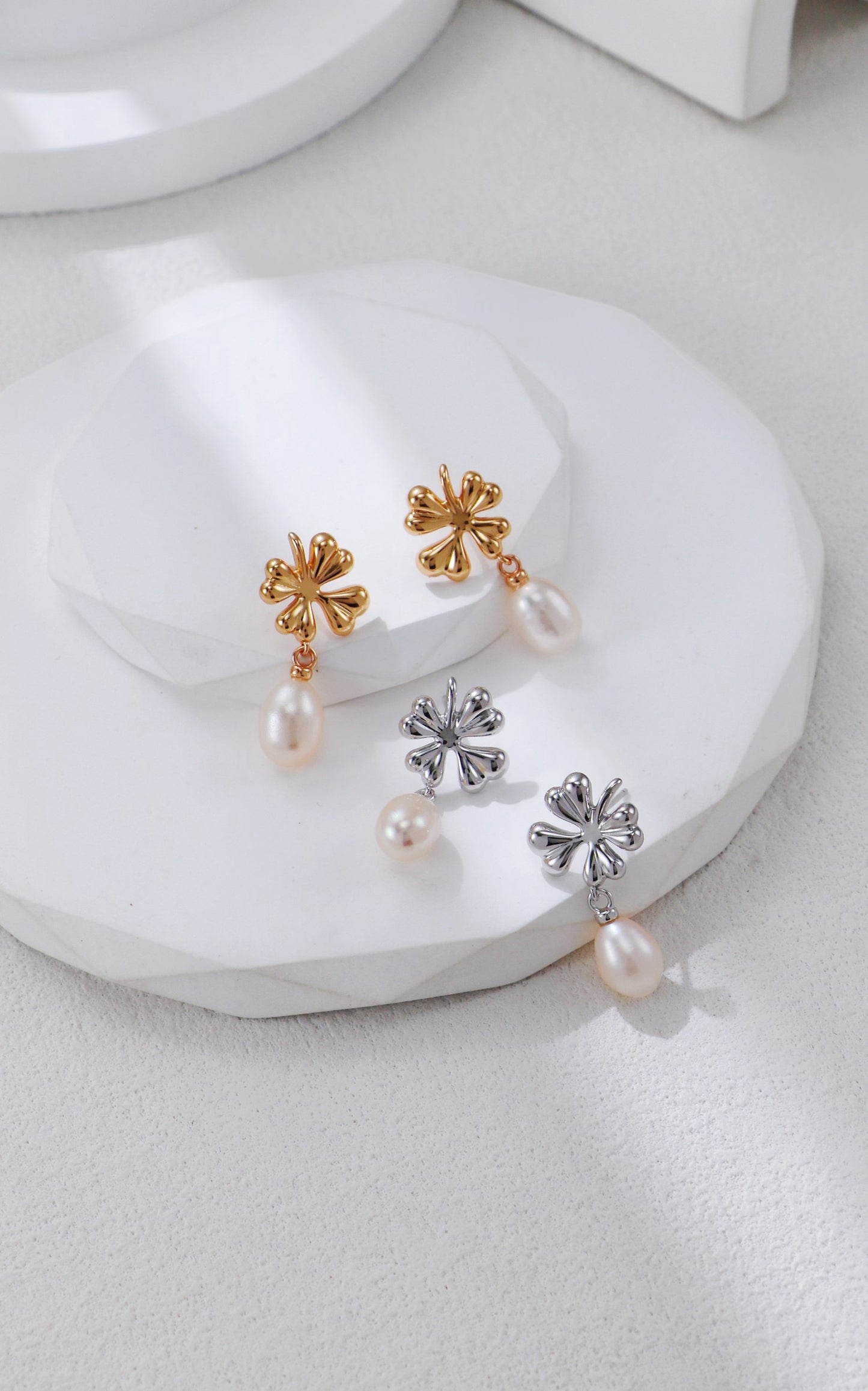 Vintage Clover Pearl Drop Earrings – S925 Silver with Natural Freshwater Pearls