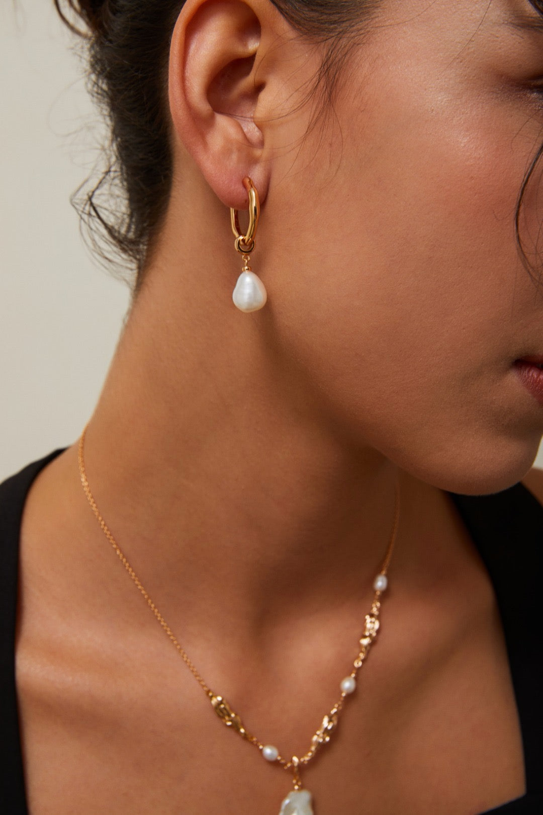 Baroque Beauty Earrings