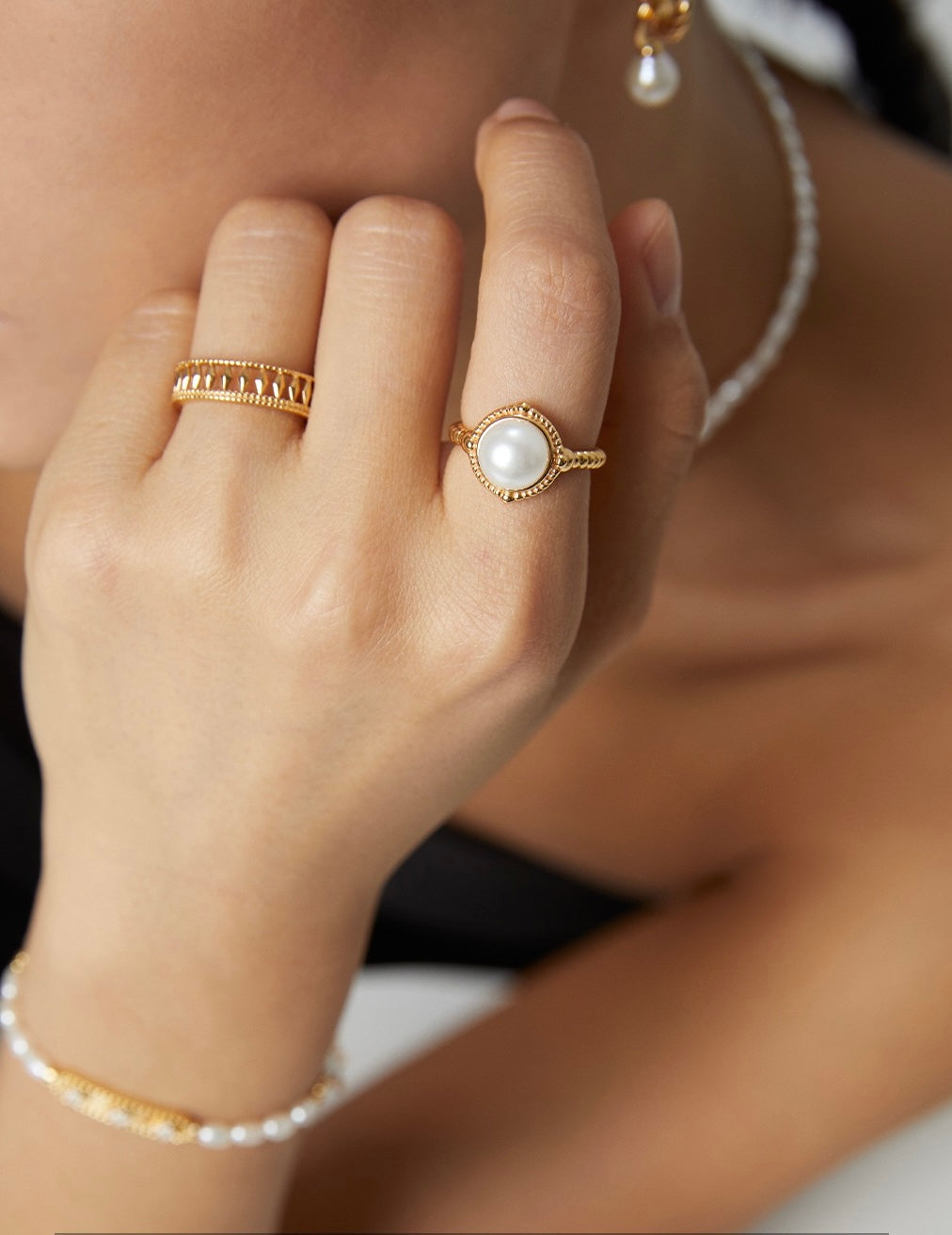 Pearl Ring - Mirror