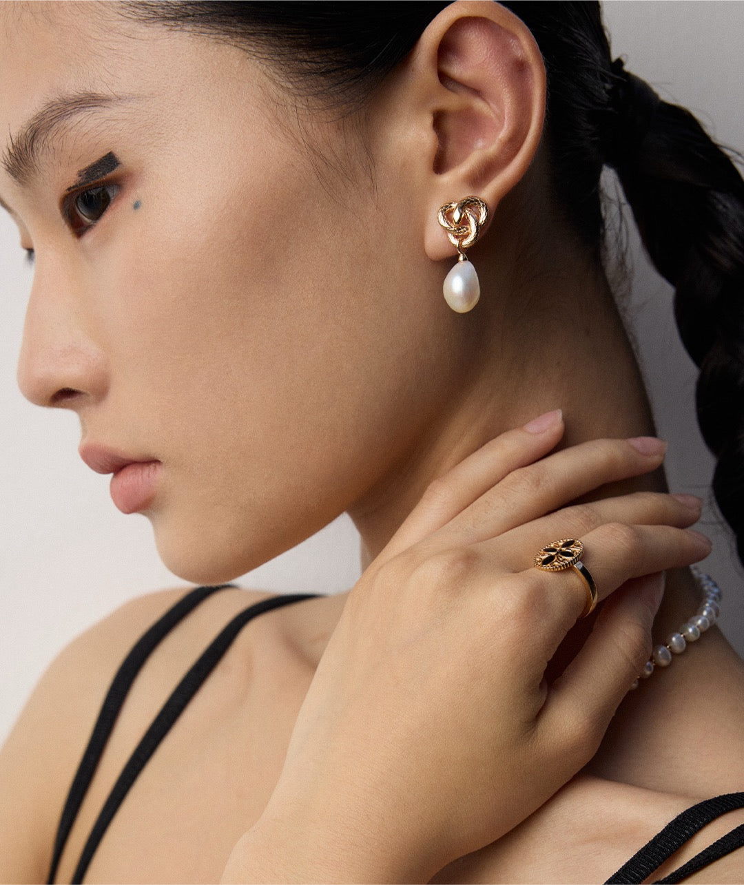 Serpentine Grace Baroque Pearl Earrings