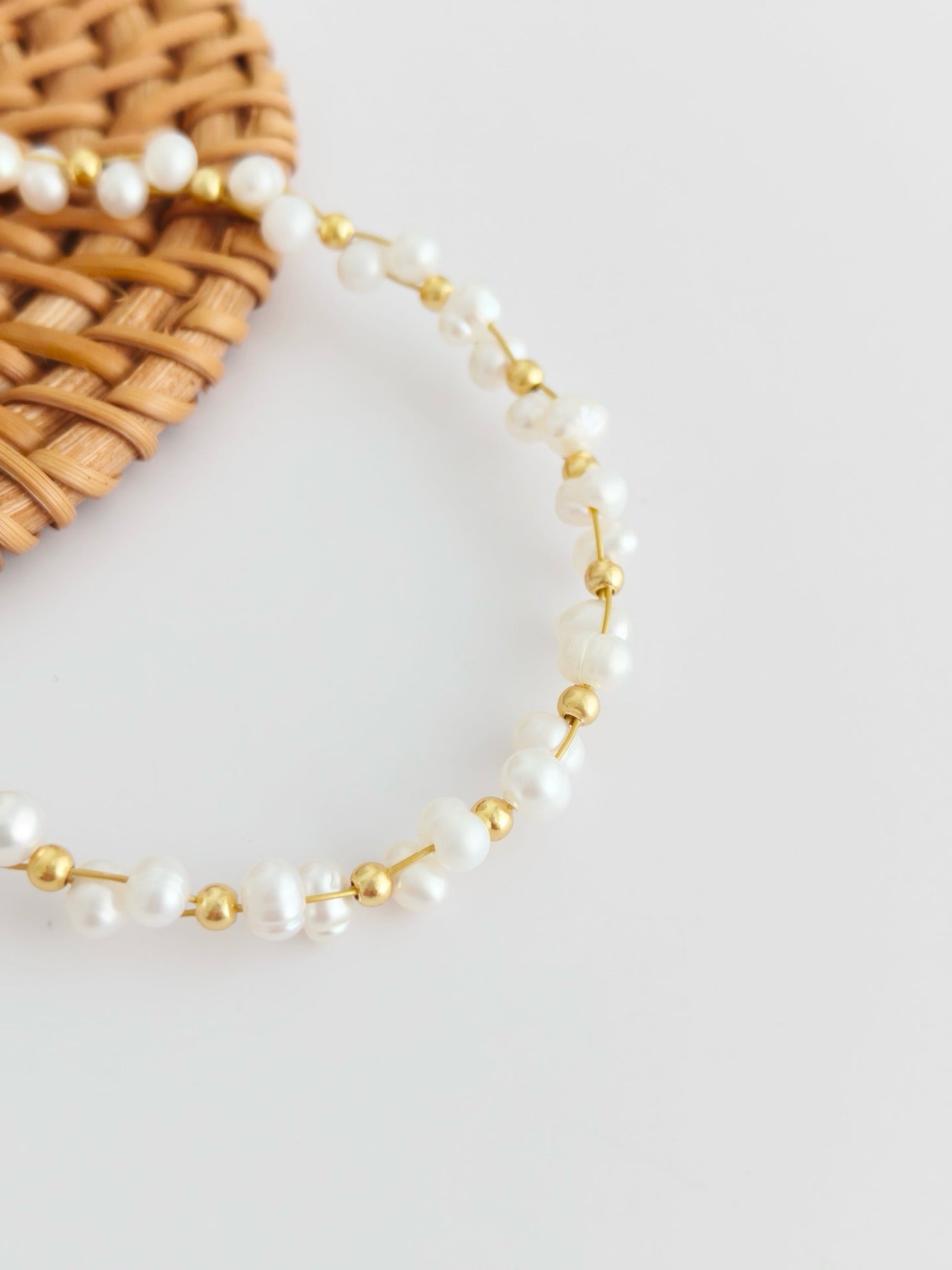 Spring Wreath Pearl Bracelet