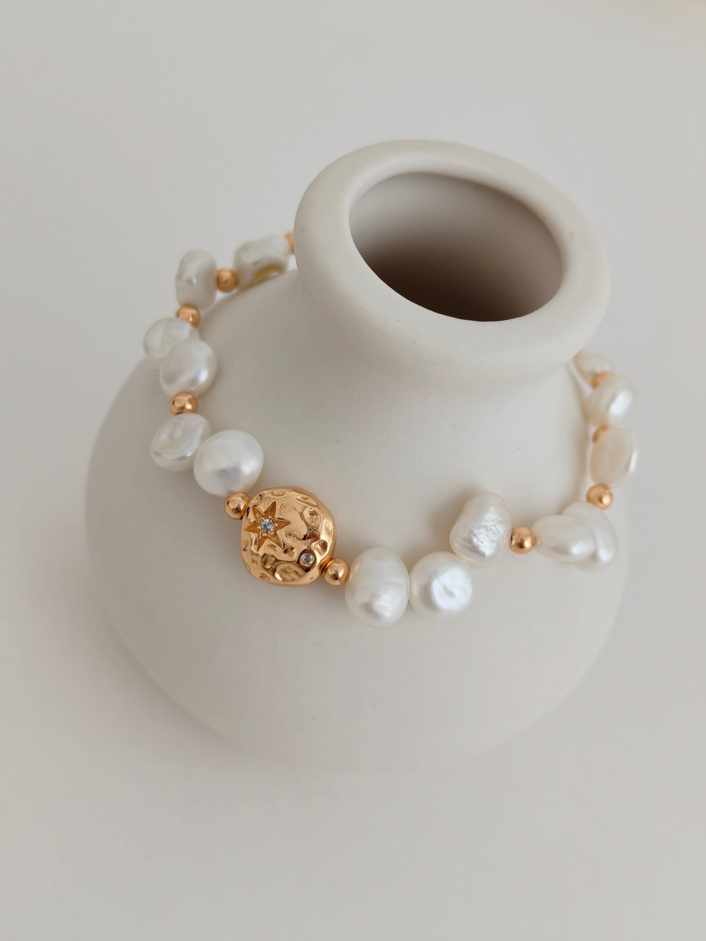 Vintage Baroque Pearl Charm Bracelet - S925 Sterling Silver, Retro Gold / Platinum Finish, Adjustable 16+3cm