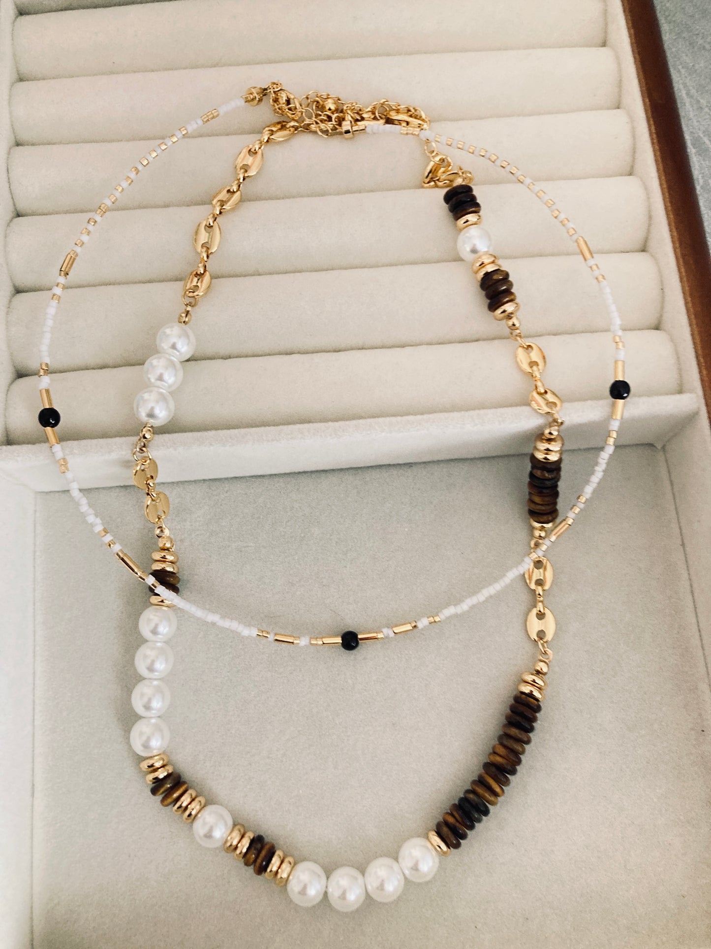 Tiger's eye beaded necklace