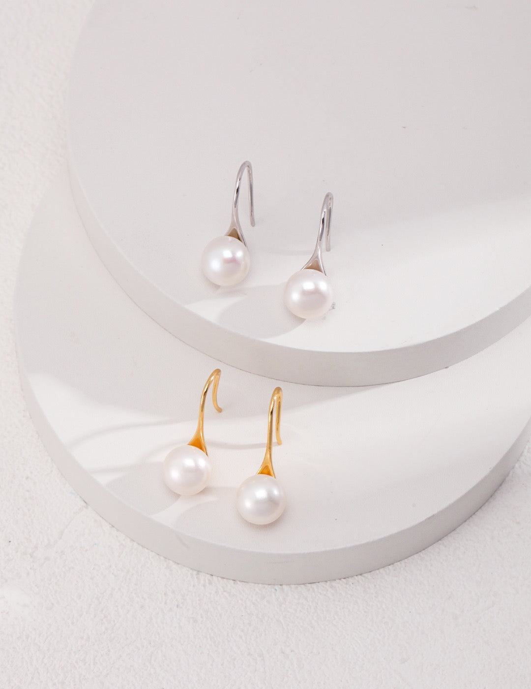 Simply Pearl Earrings