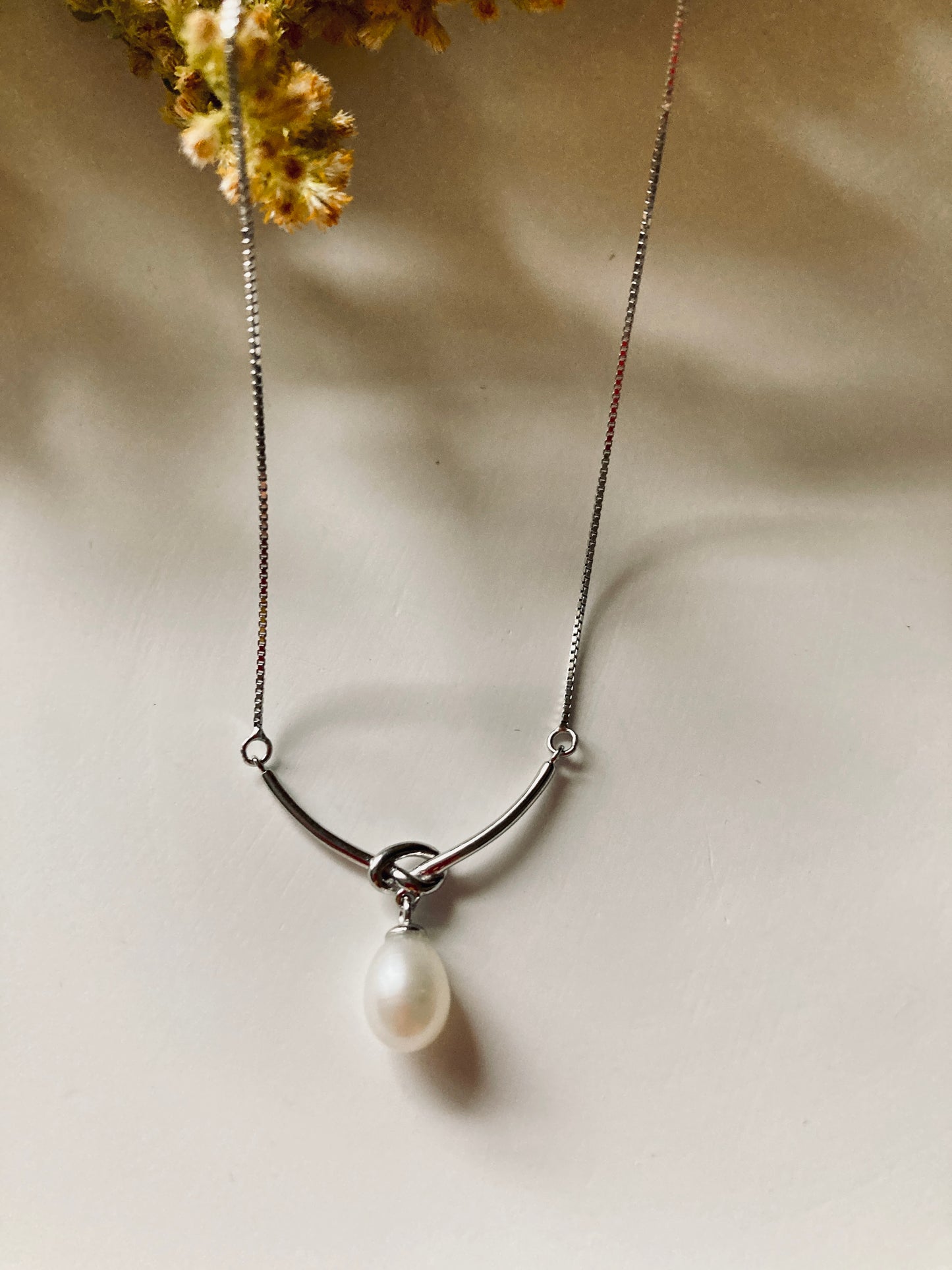 Natural pearl sterling silver necklace