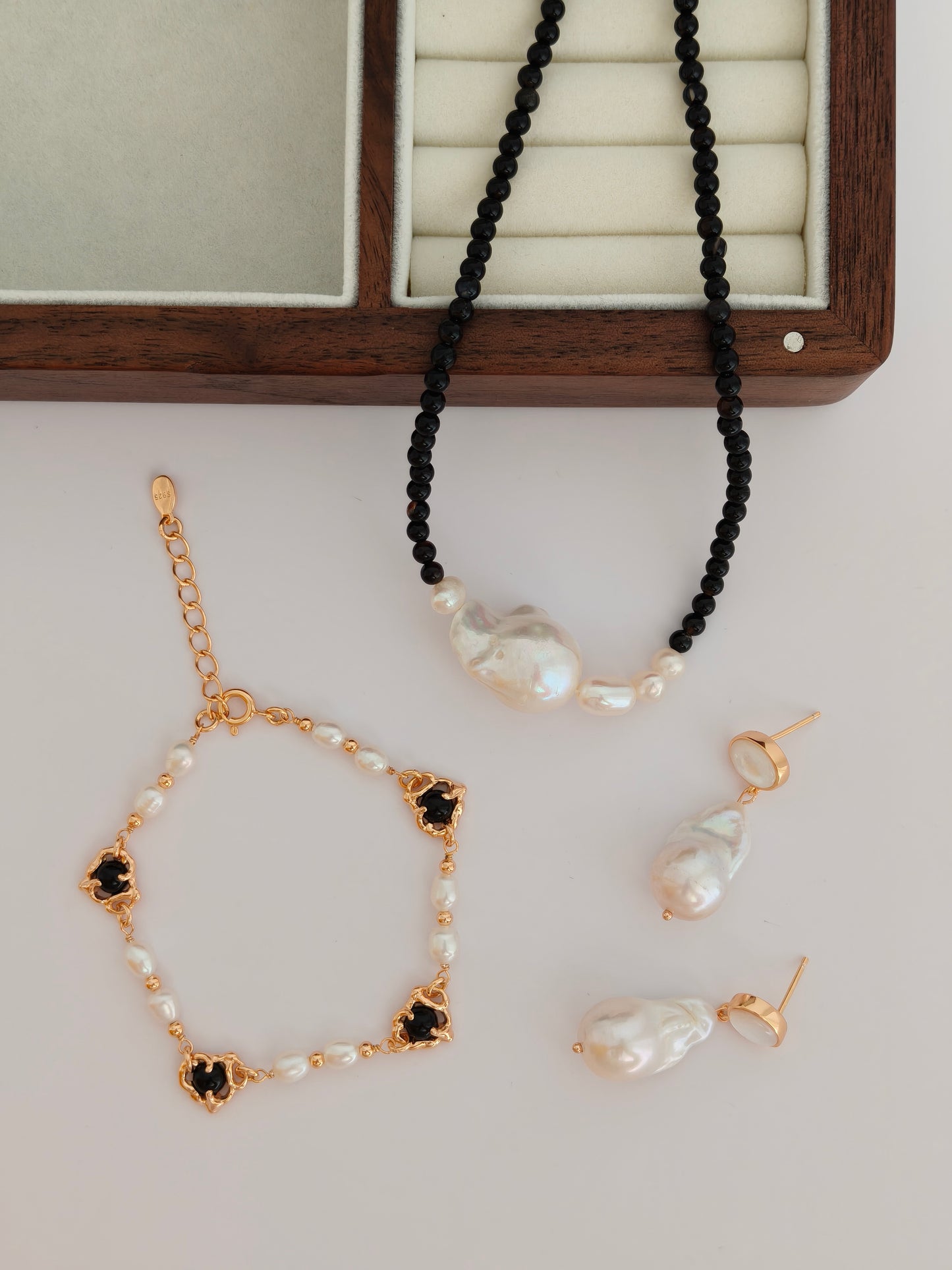 Black Agate and Baroque Pearl Necklace