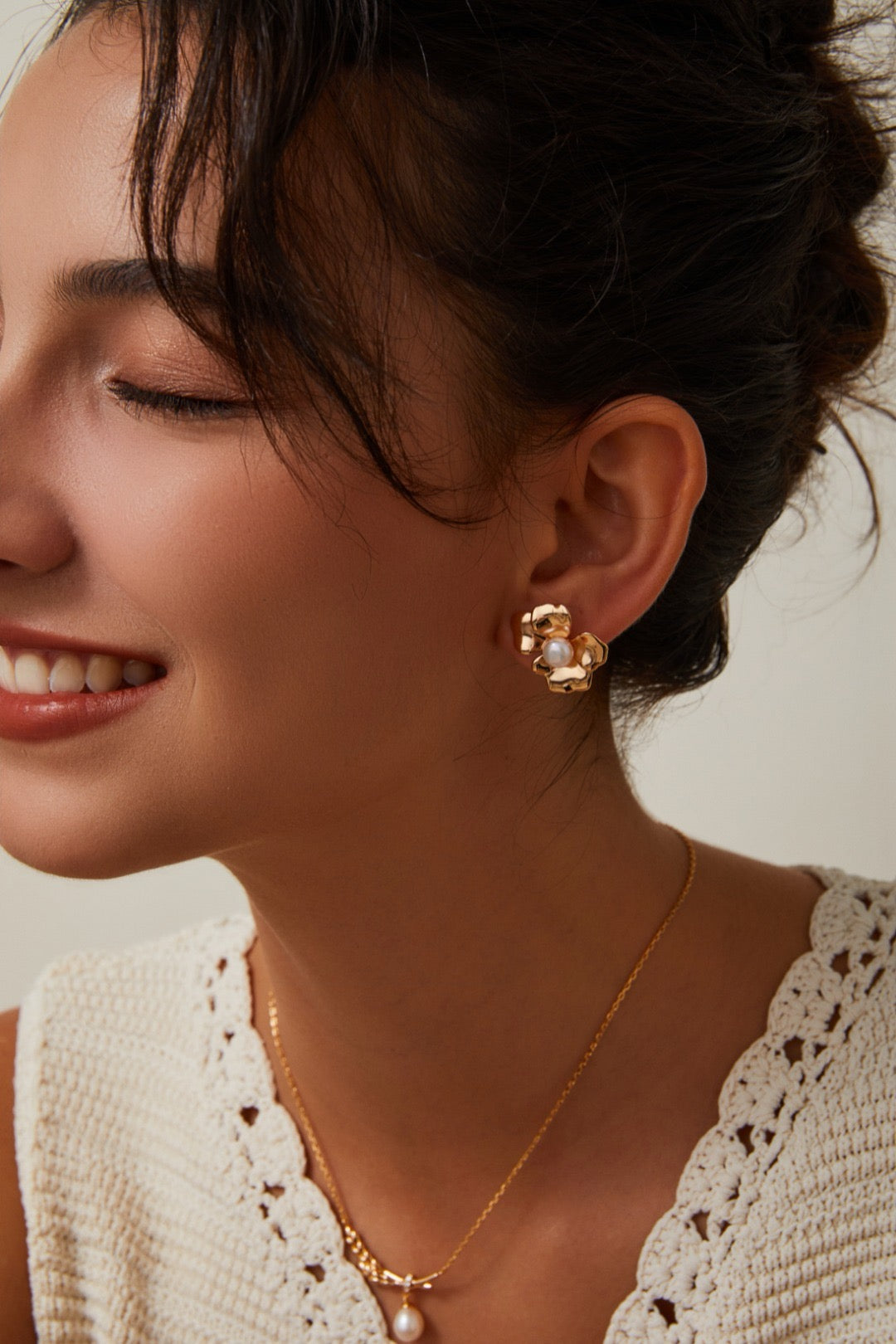 Sterling Silver and Pearl Flower-shaped Studs