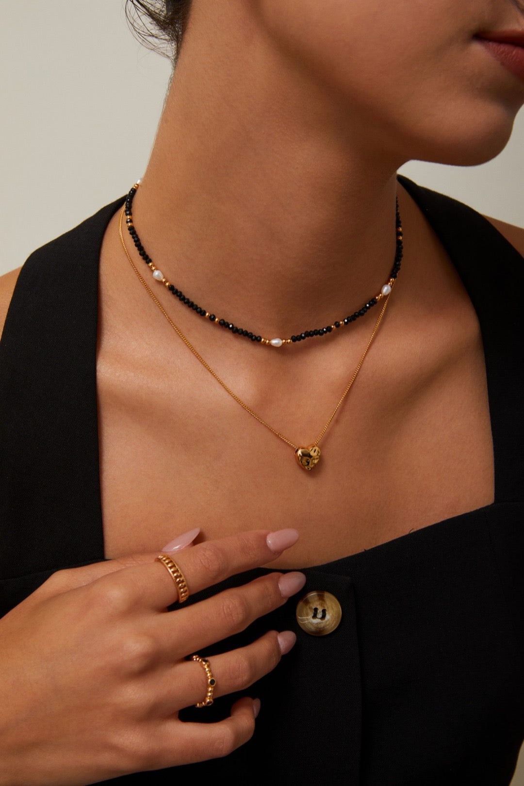 Black Crystal Pearl Necklace