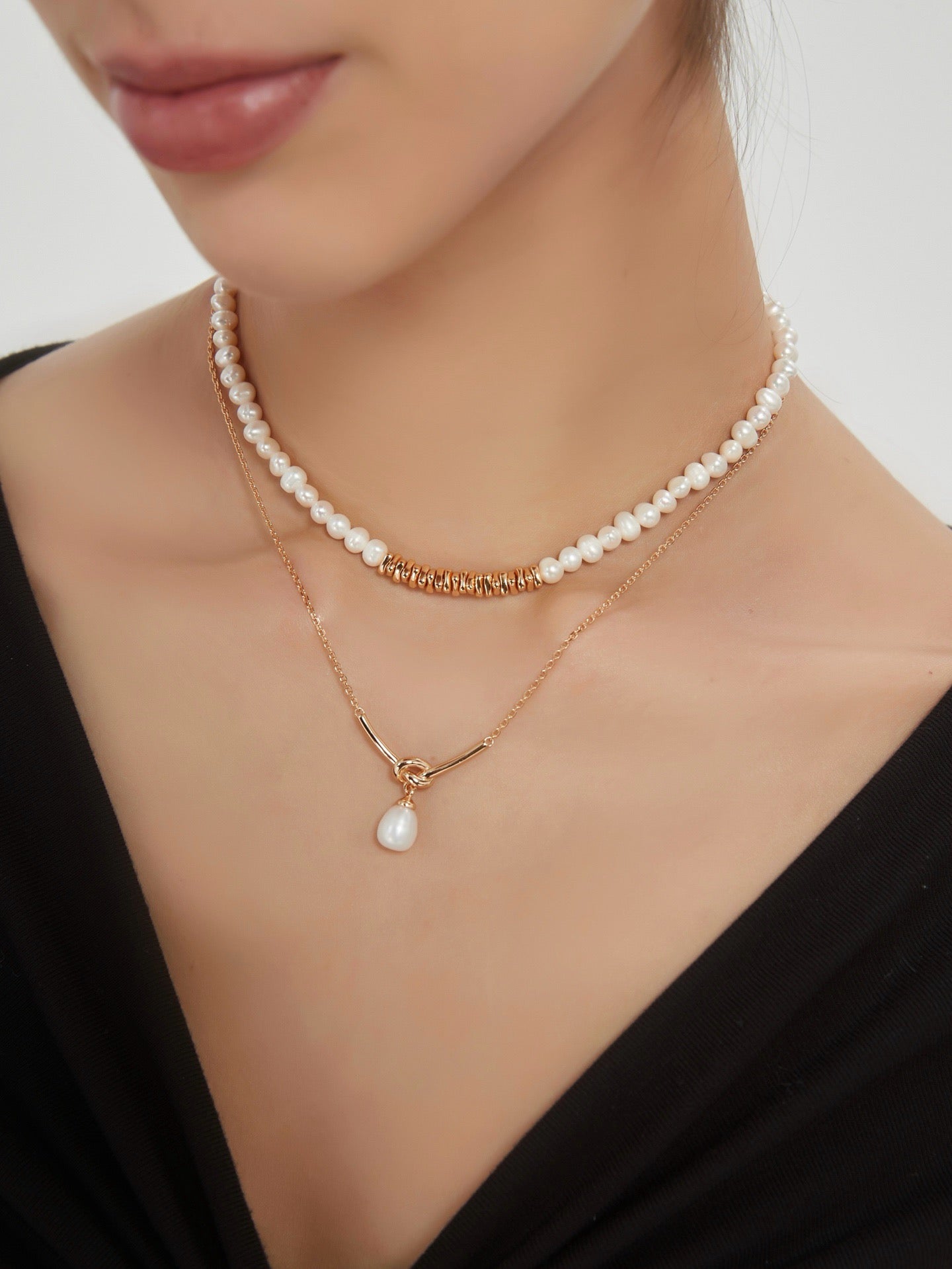 Lucky Knot Pearl Necklace