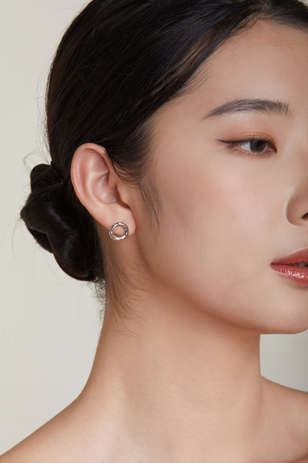 Versatile Pearl Earrings