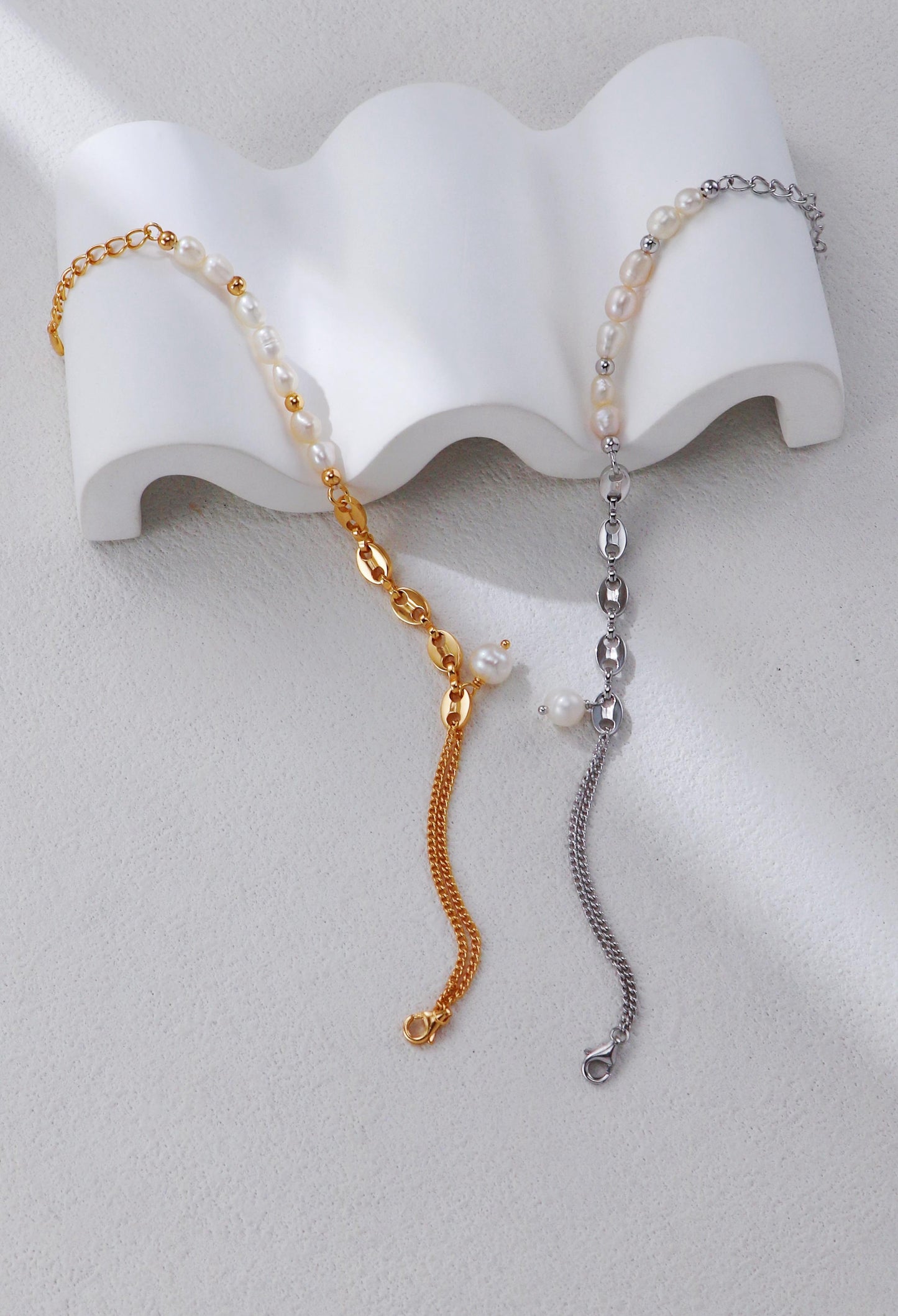 Linked Grace Pearl Jewelry Set – S925 Silver Necklace & Bracelet