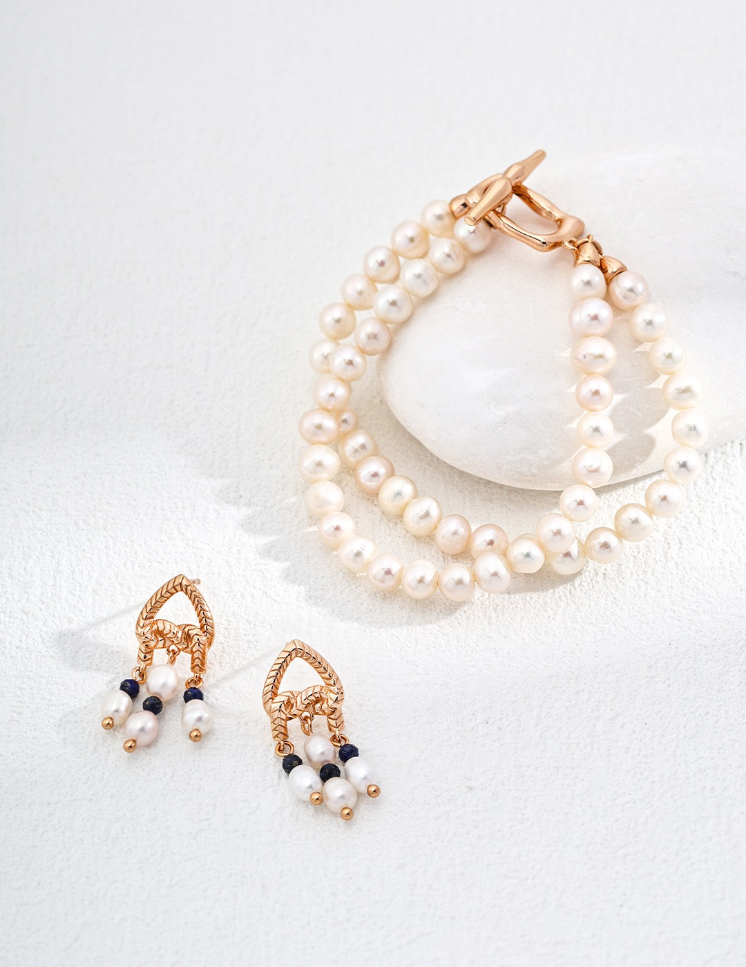 Two Strands Pearl Bracelet