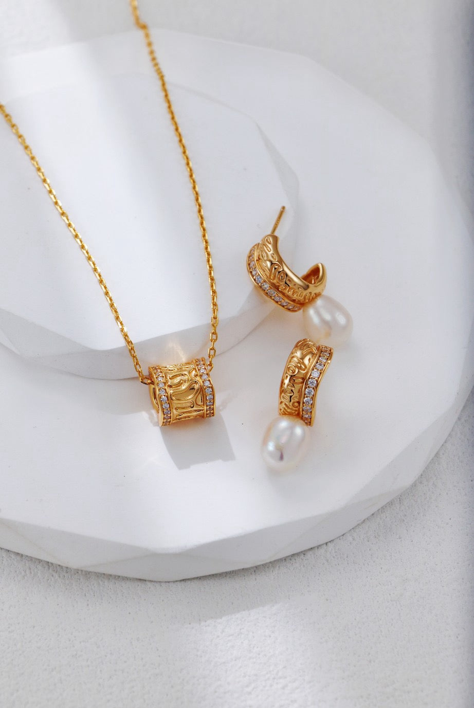 Pearl and Diamond Earrings