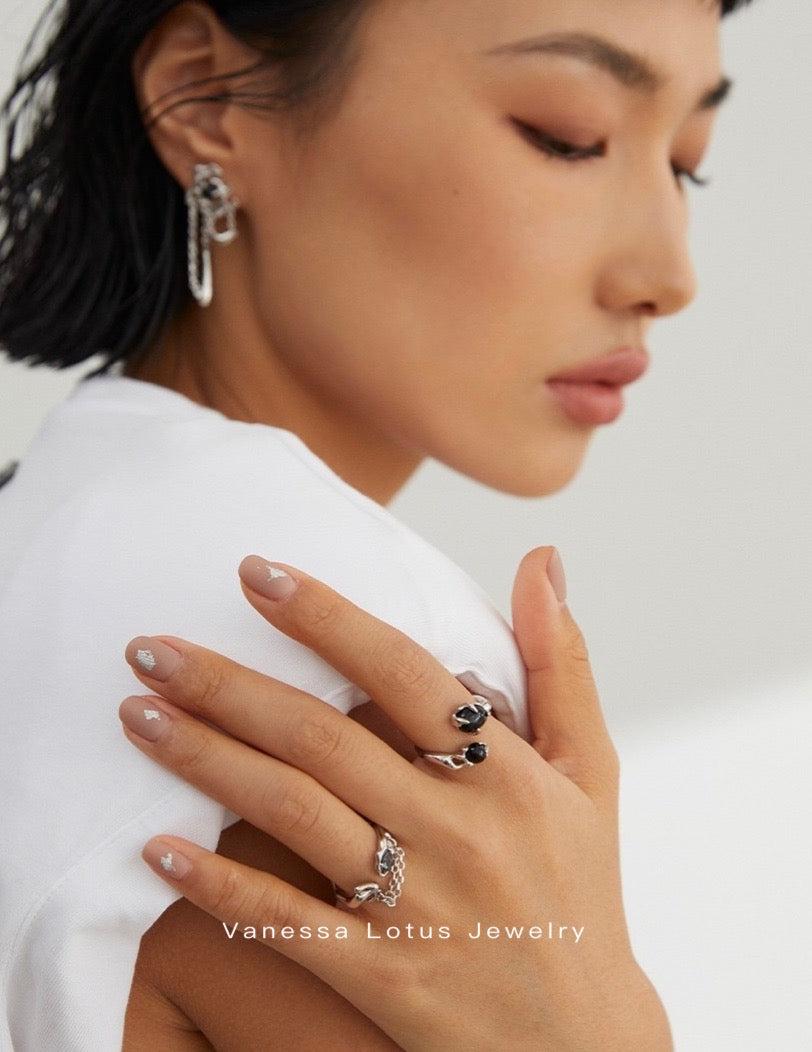 Two Black Agate Ring