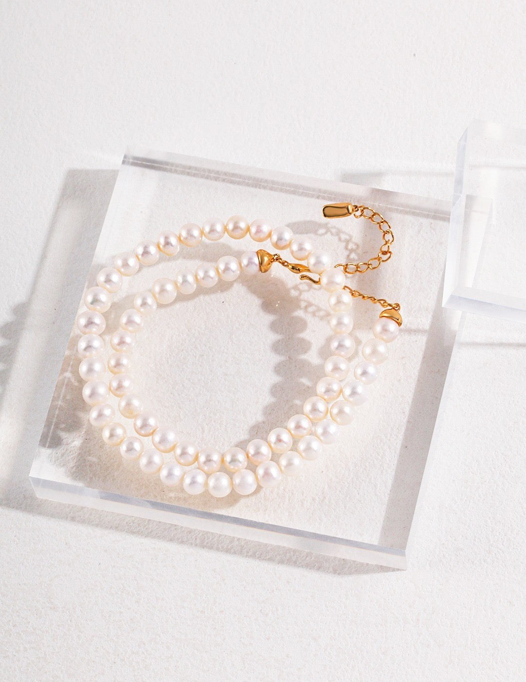 Simply Pearl Necklace