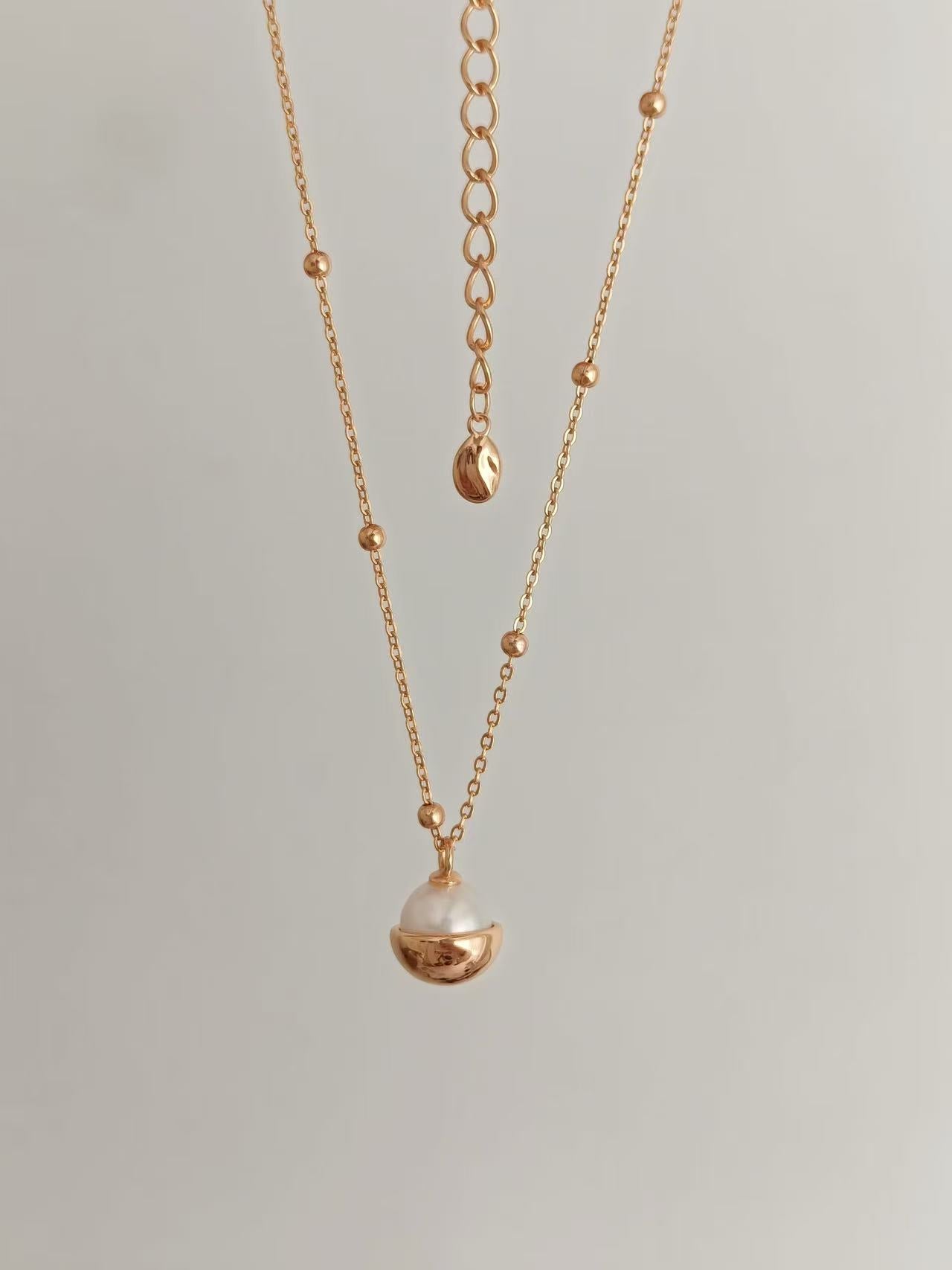 UFO Pearl Necklace