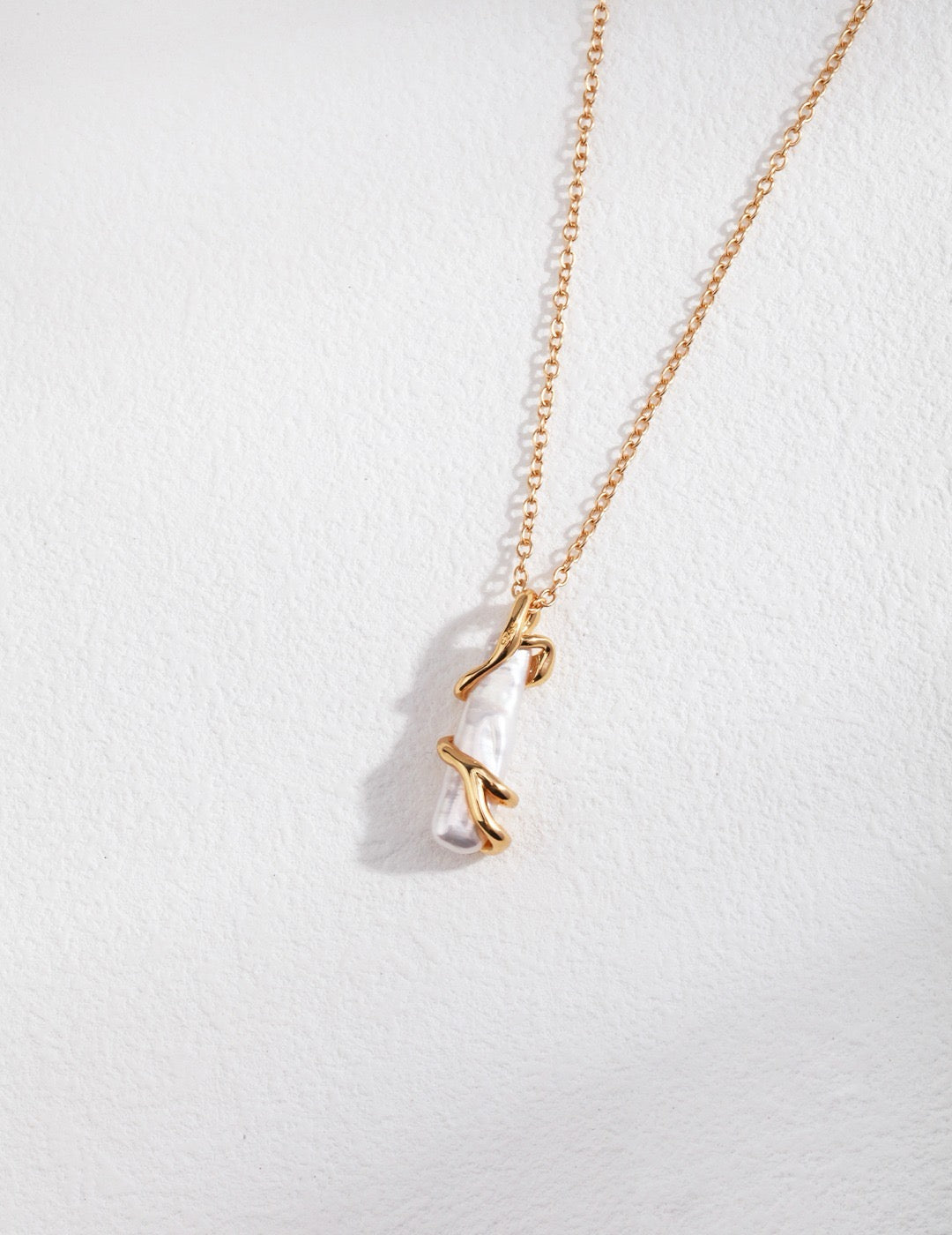 Baroque Gold Embrace Pearl Set