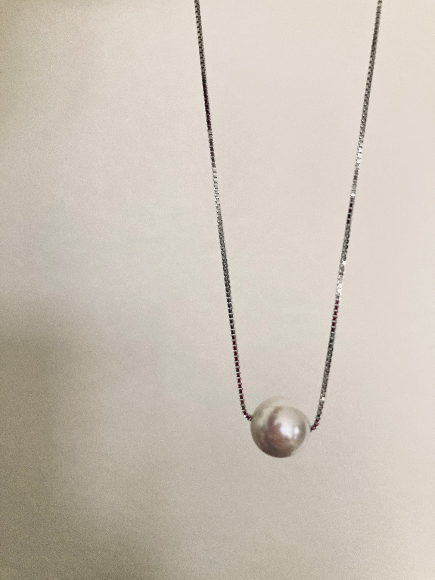 Pearl and silver necklace