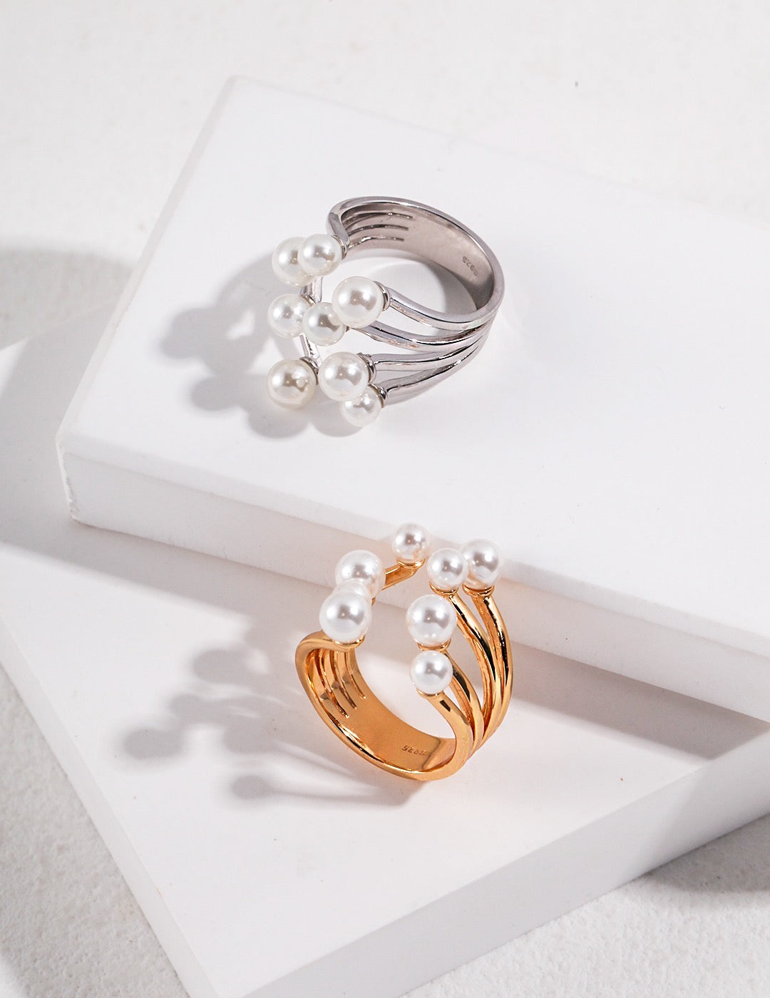 Pearl flower ring