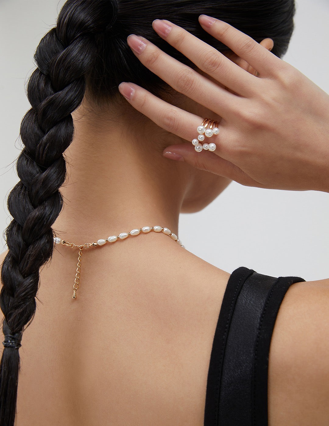 Pearl flower ring