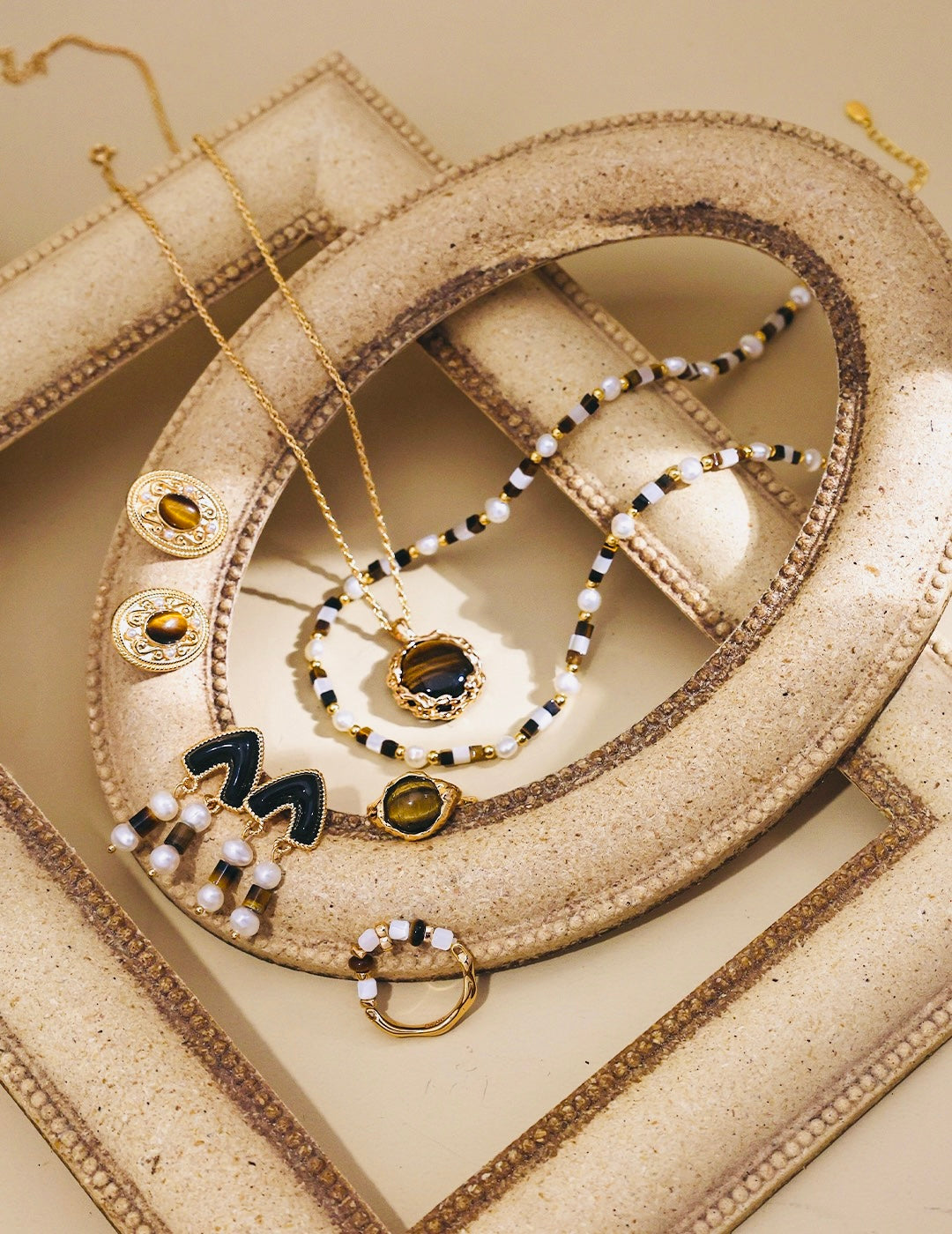 Pearl and Tiger’s Eye Beaded Necklace and Bracelet Set