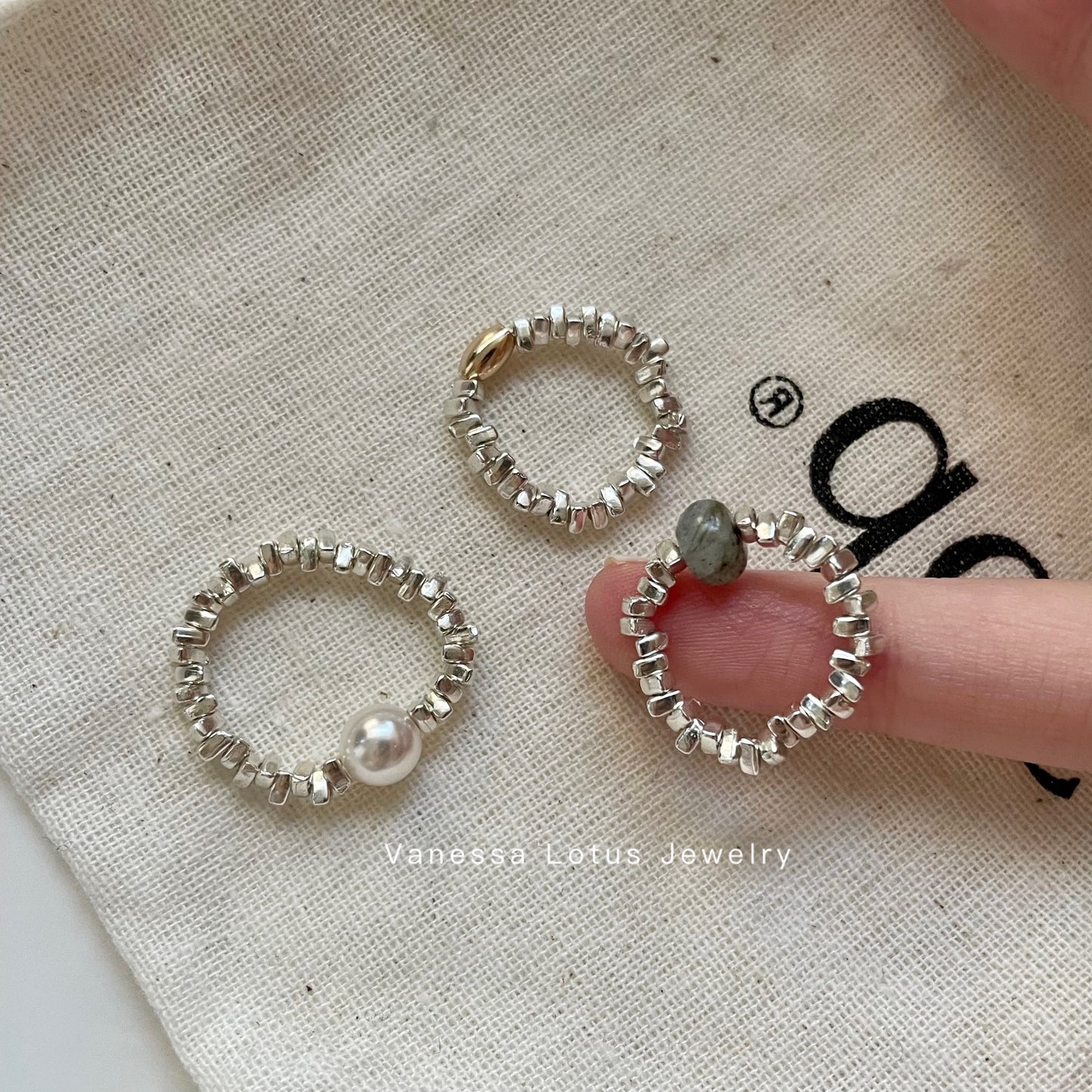 Pearl and silver chip ring