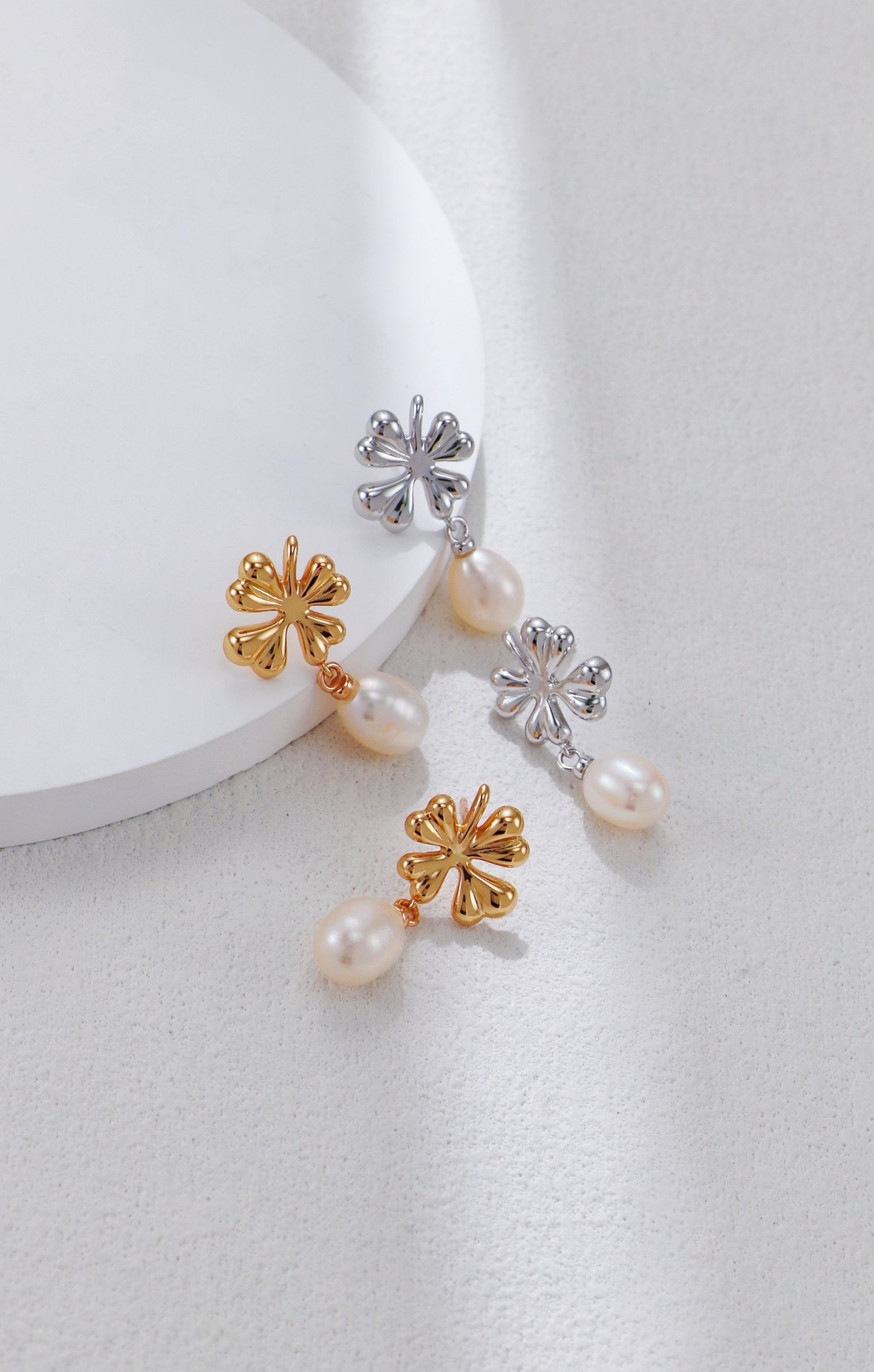 Vintage Clover Pearl Drop Earrings – S925 Silver with Natural Freshwater Pearls