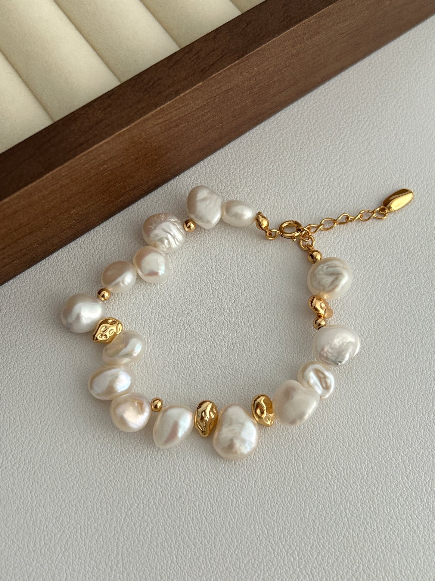 Baroque Pearl Bracelet