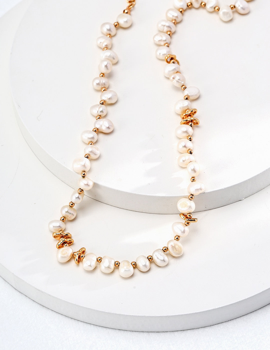 Pearl Necklace Baroque Dance