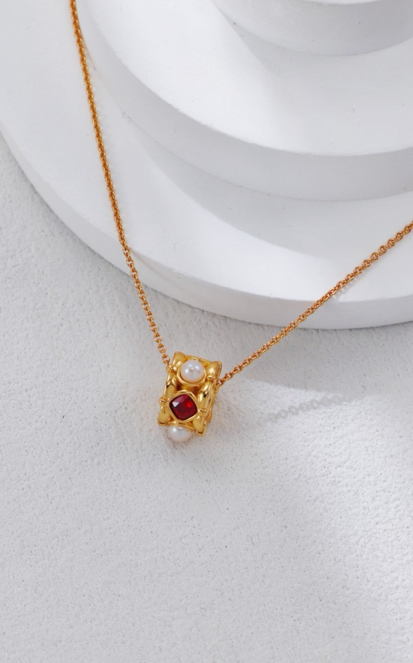 Royal Garnet & Pearl Gold Vermeil Pendant Necklace