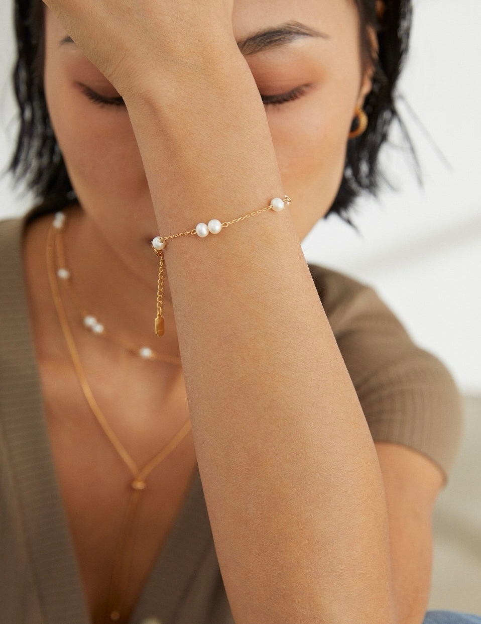 Minimalist Pearl Bracelet