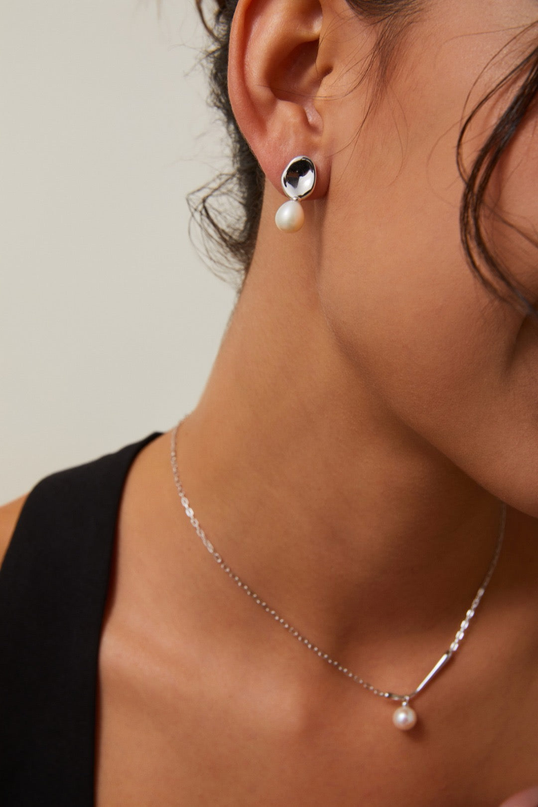 Mirror Pearl Earrings